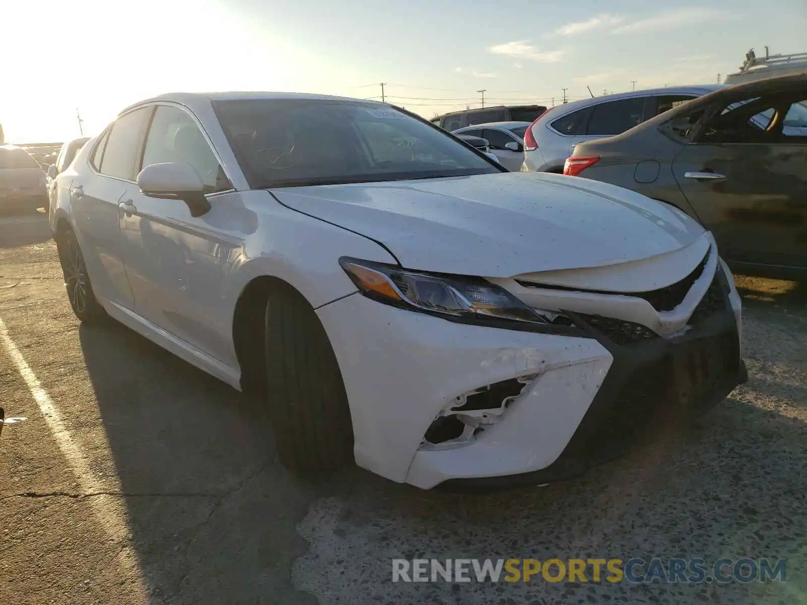 1 Photograph of a damaged car 4T1B11HK9KU789144 TOYOTA CAMRY 2019