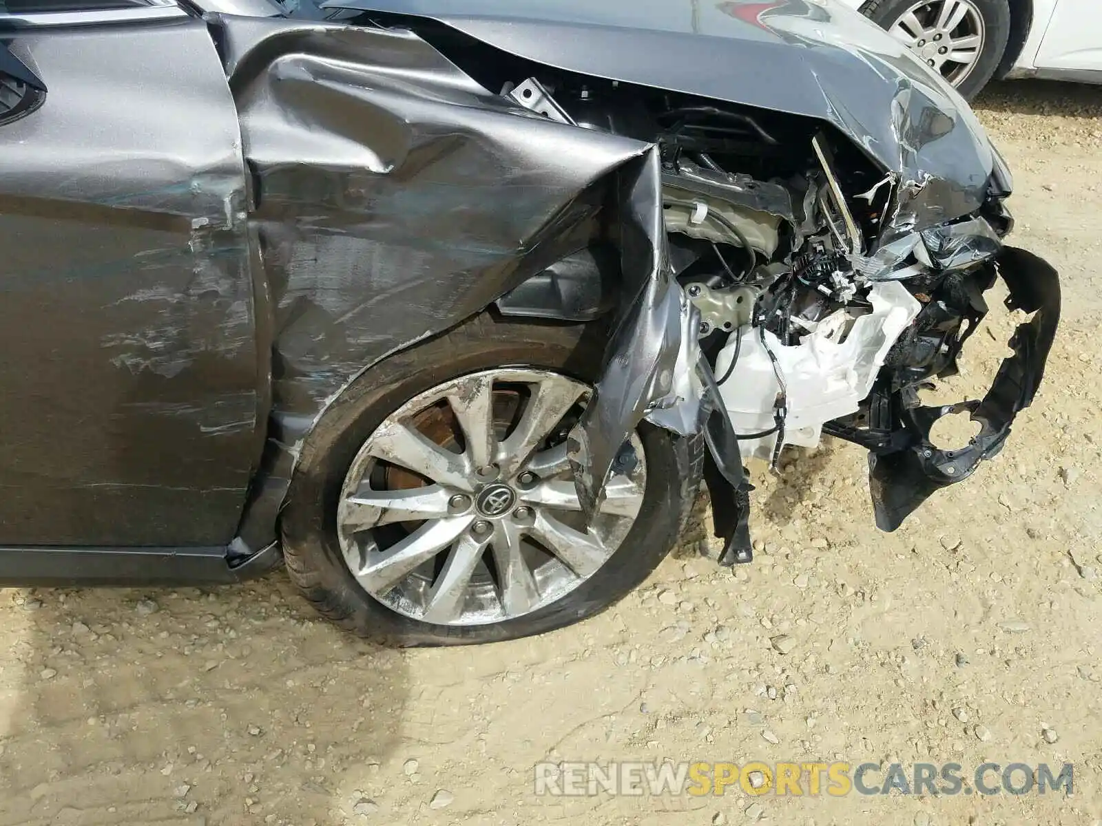 9 Photograph of a damaged car 4T1B11HK9KU789709 TOYOTA CAMRY 2019