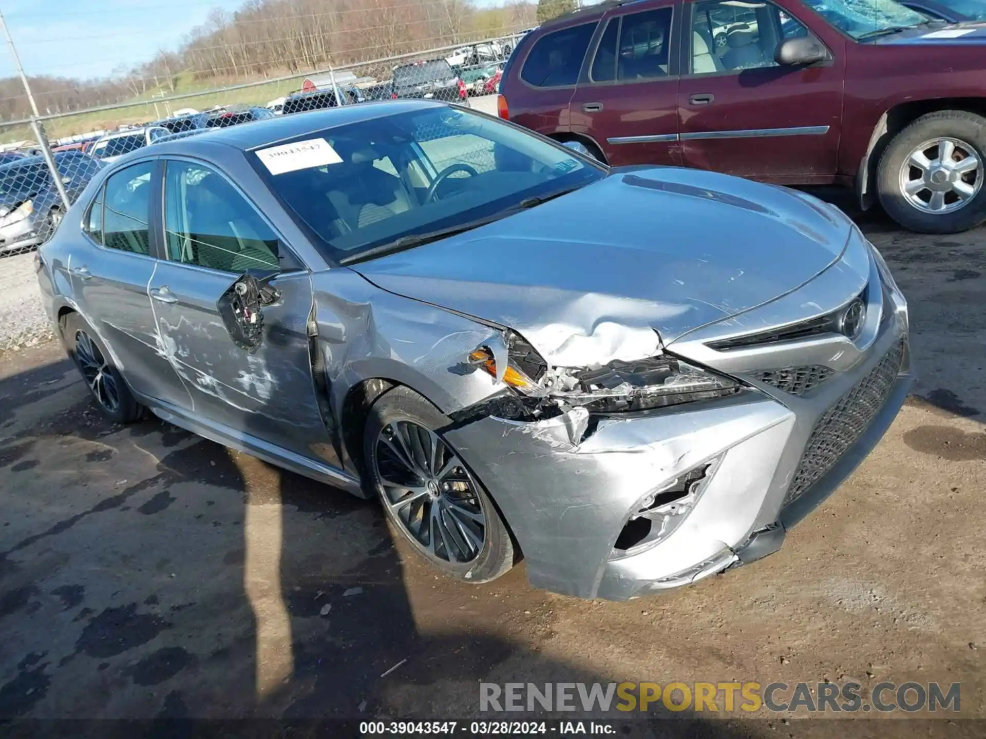 1 Photograph of a damaged car 4T1B11HK9KU790309 TOYOTA CAMRY 2019