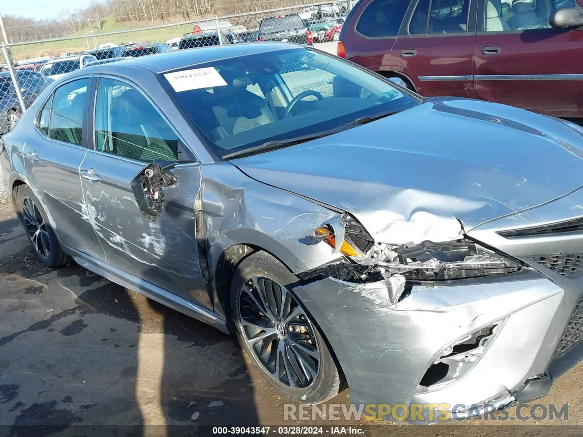 6 Photograph of a damaged car 4T1B11HK9KU790309 TOYOTA CAMRY 2019