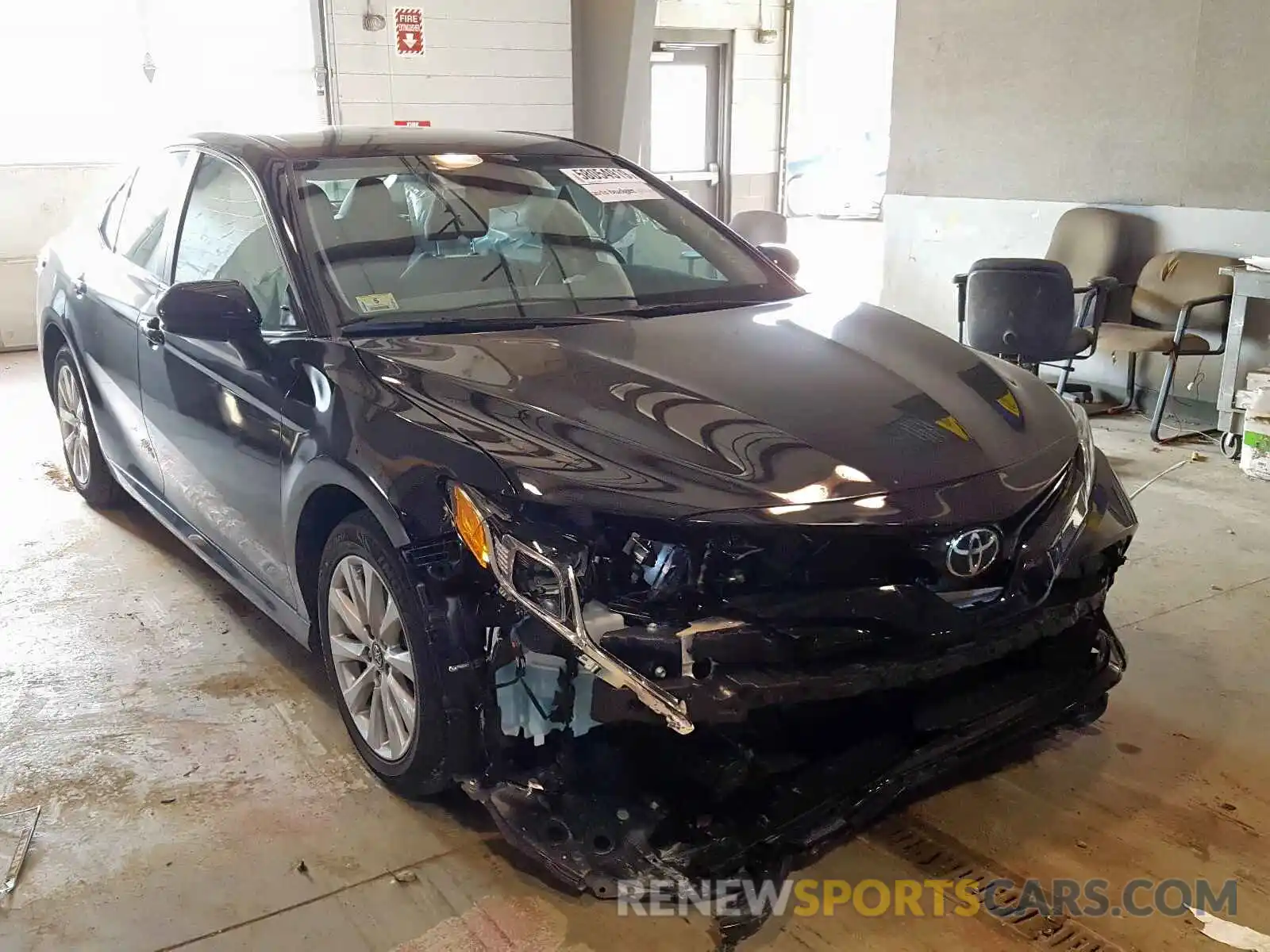 1 Photograph of a damaged car 4T1B11HK9KU790651 TOYOTA CAMRY 2019