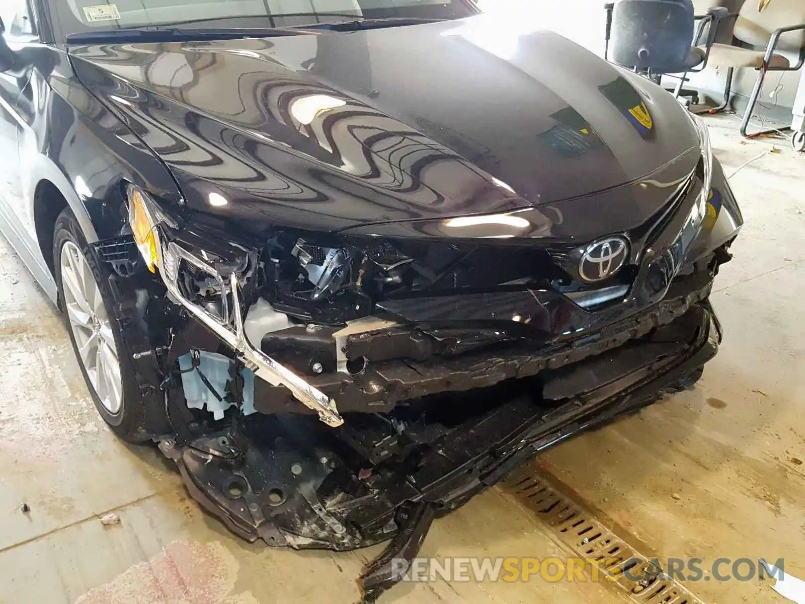 9 Photograph of a damaged car 4T1B11HK9KU790651 TOYOTA CAMRY 2019