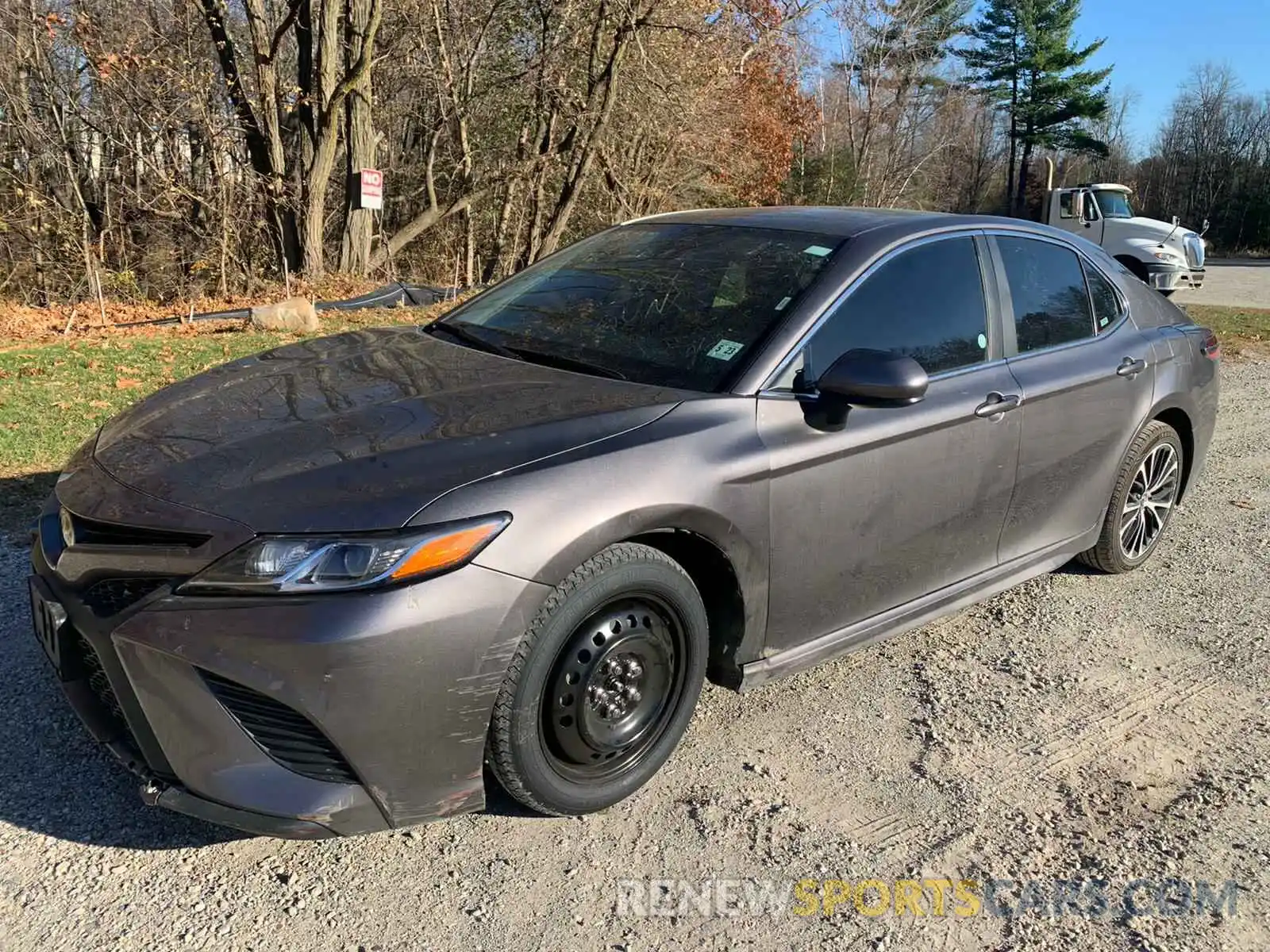 2 Photograph of a damaged car 4T1B11HK9KU791699 TOYOTA CAMRY 2019