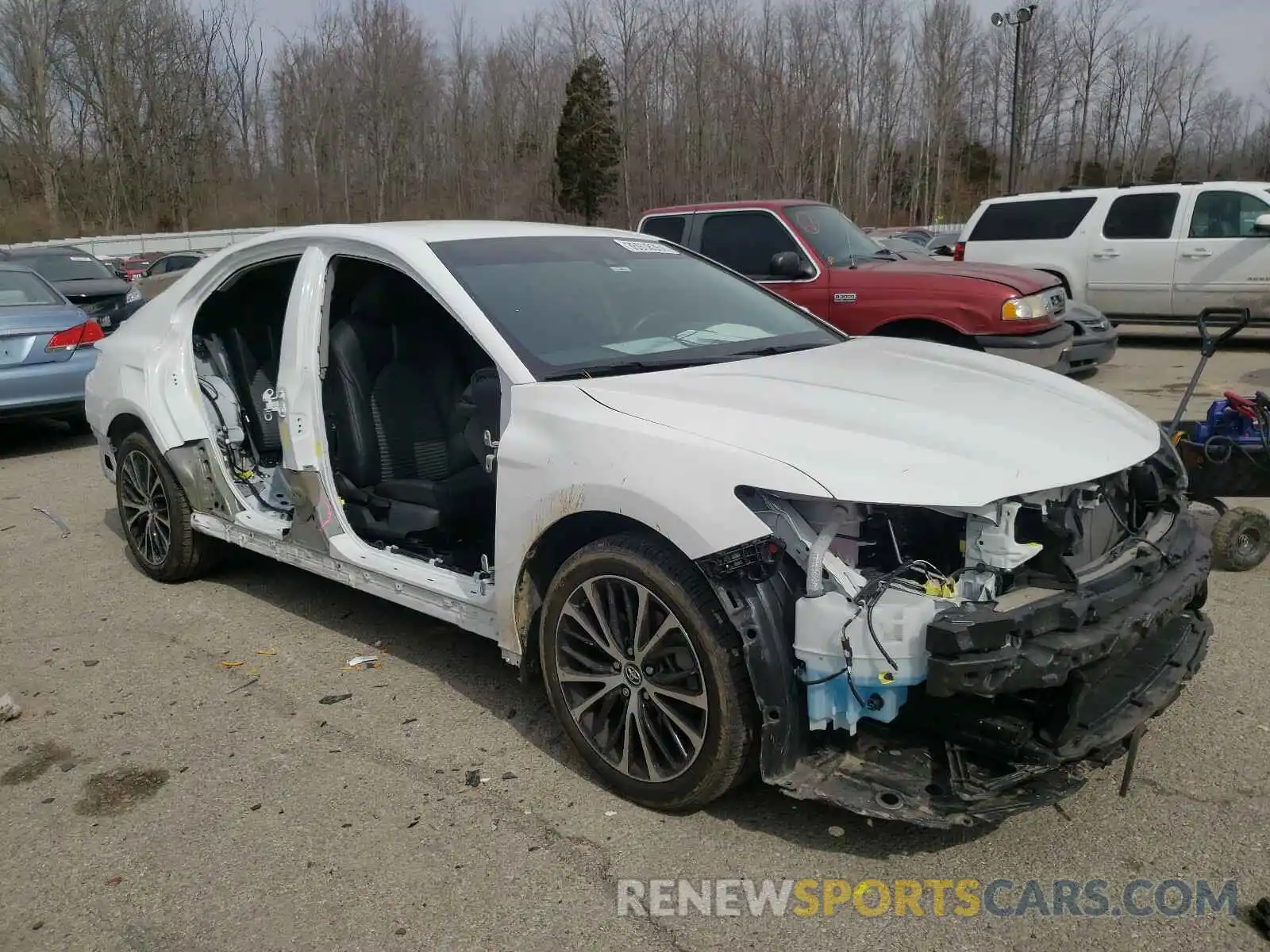 1 Photograph of a damaged car 4T1B11HK9KU792089 TOYOTA CAMRY 2019