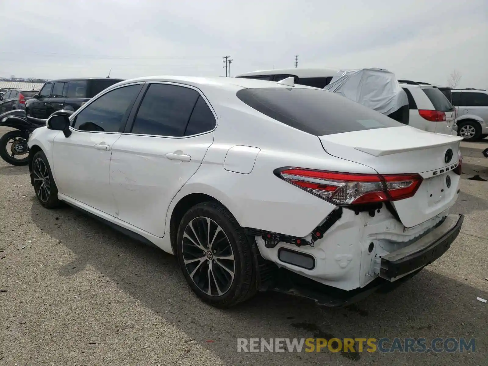 3 Photograph of a damaged car 4T1B11HK9KU792089 TOYOTA CAMRY 2019