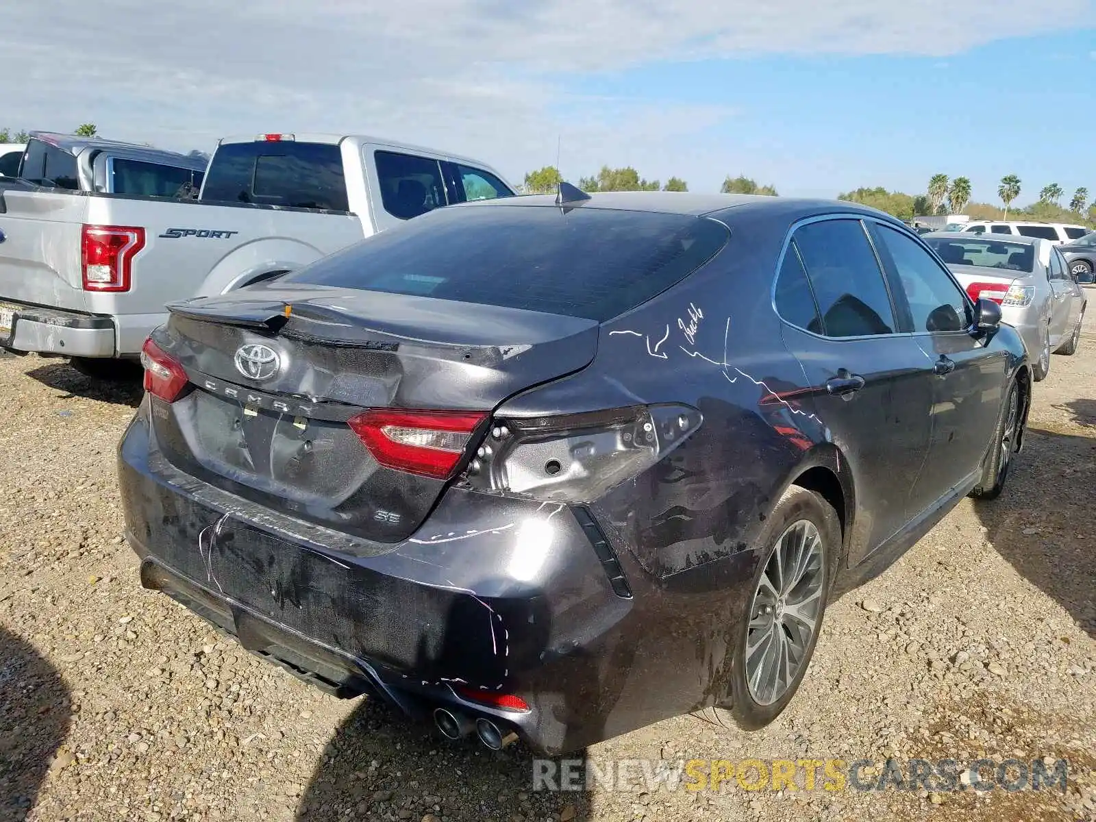 4 Photograph of a damaged car 4T1B11HK9KU792190 TOYOTA CAMRY 2019