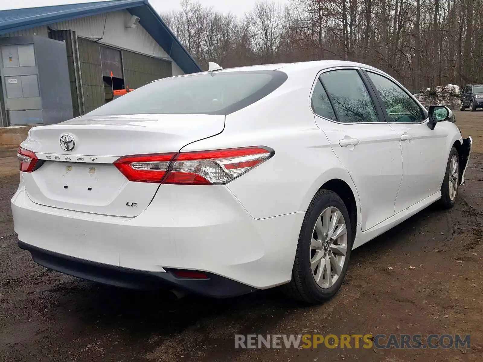 4 Photograph of a damaged car 4T1B11HK9KU792268 TOYOTA CAMRY 2019