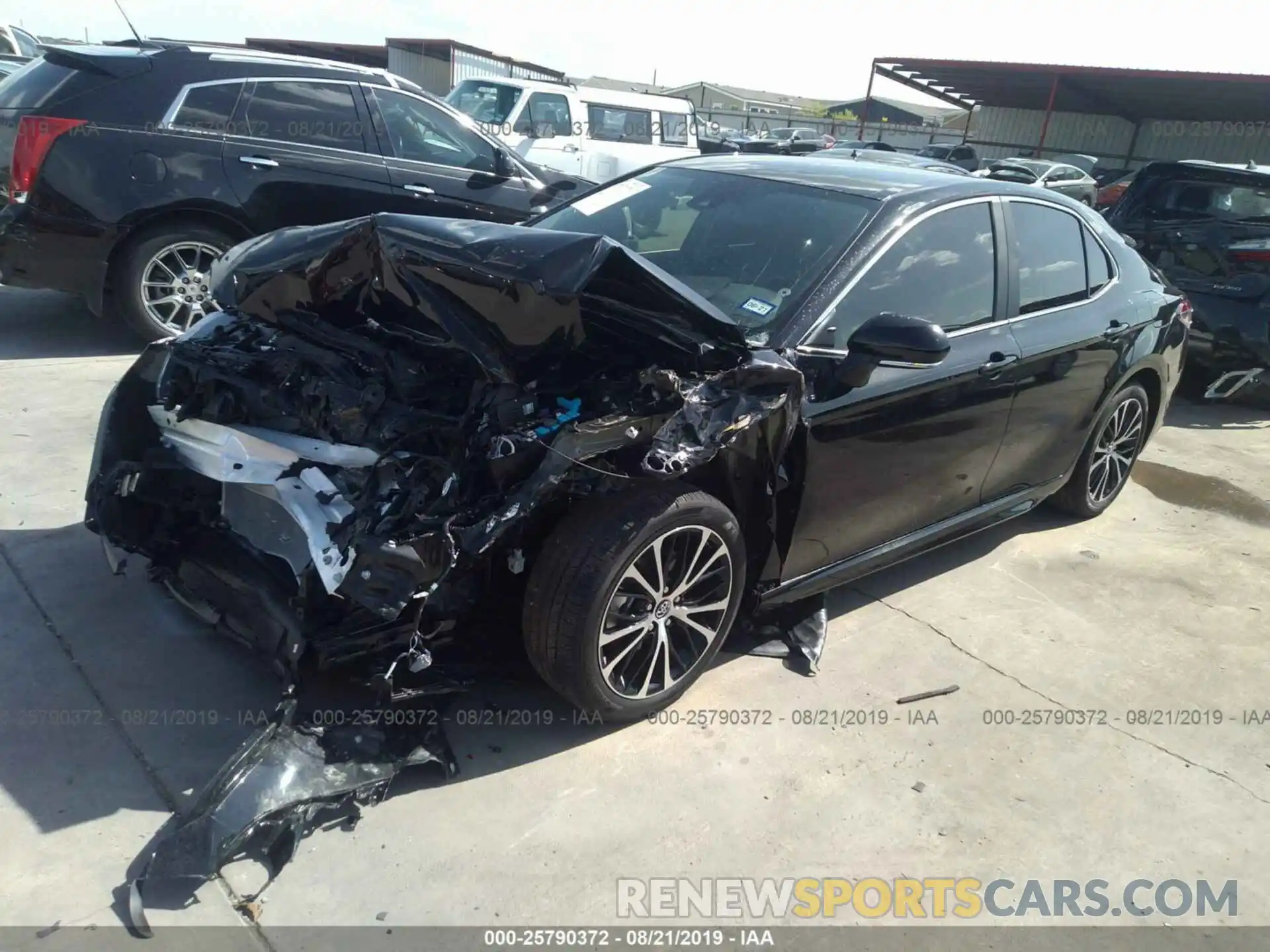 2 Photograph of a damaged car 4T1B11HK9KU793078 TOYOTA CAMRY 2019