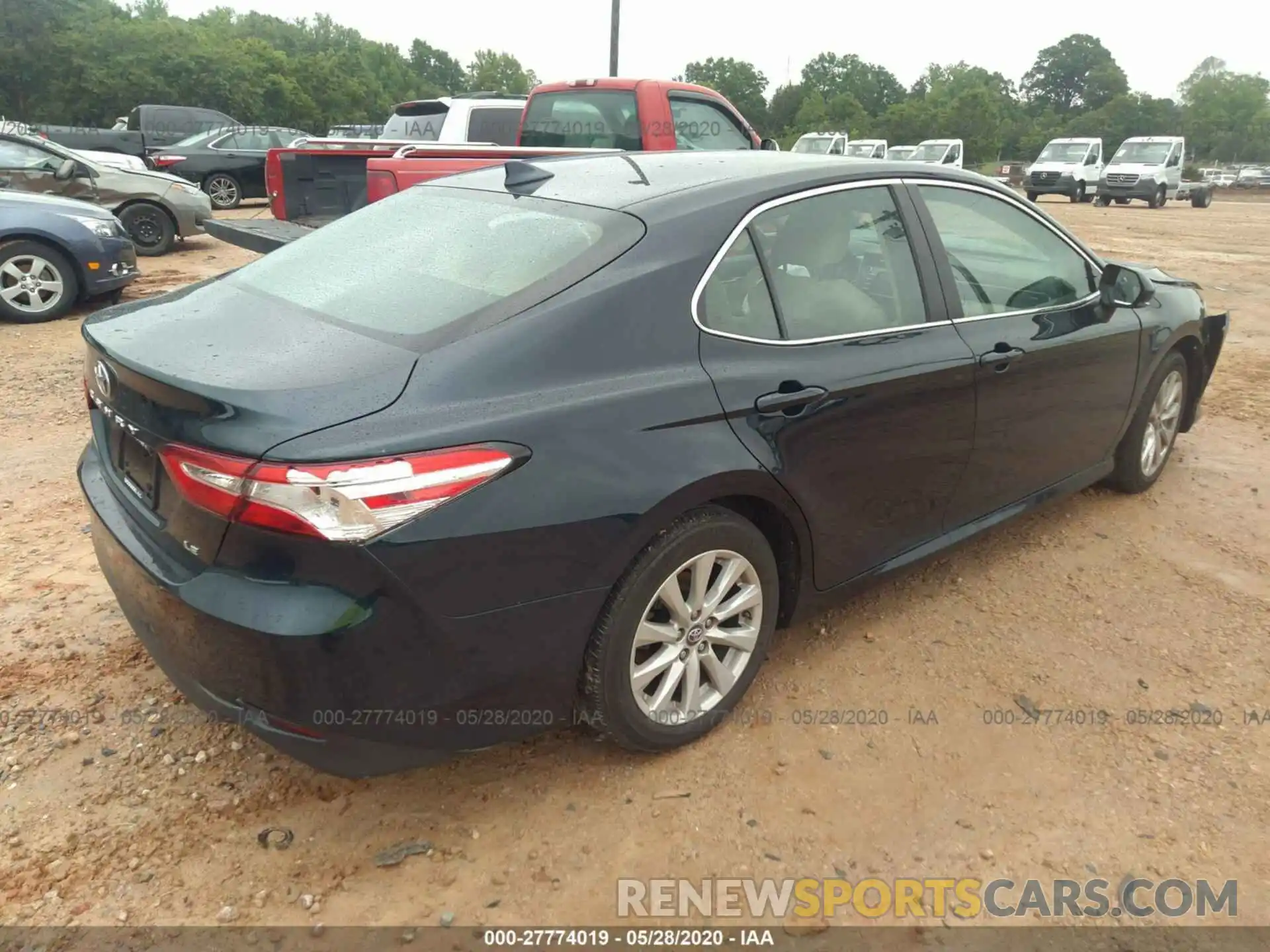 4 Photograph of a damaged car 4T1B11HK9KU794392 TOYOTA CAMRY 2019