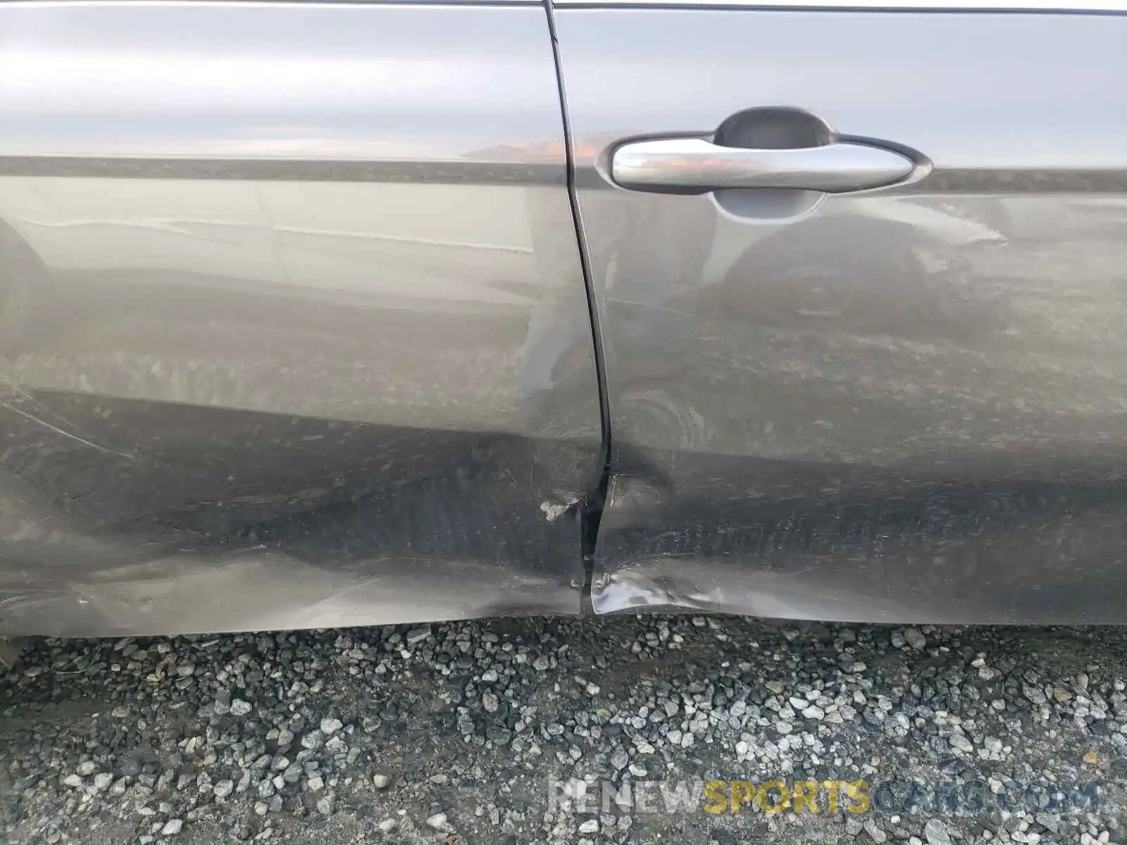 9 Photograph of a damaged car 4T1B11HK9KU798264 TOYOTA CAMRY 2019