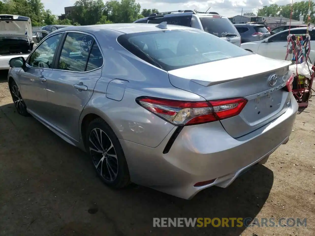 3 Photograph of a damaged car 4T1B11HK9KU798720 TOYOTA CAMRY 2019