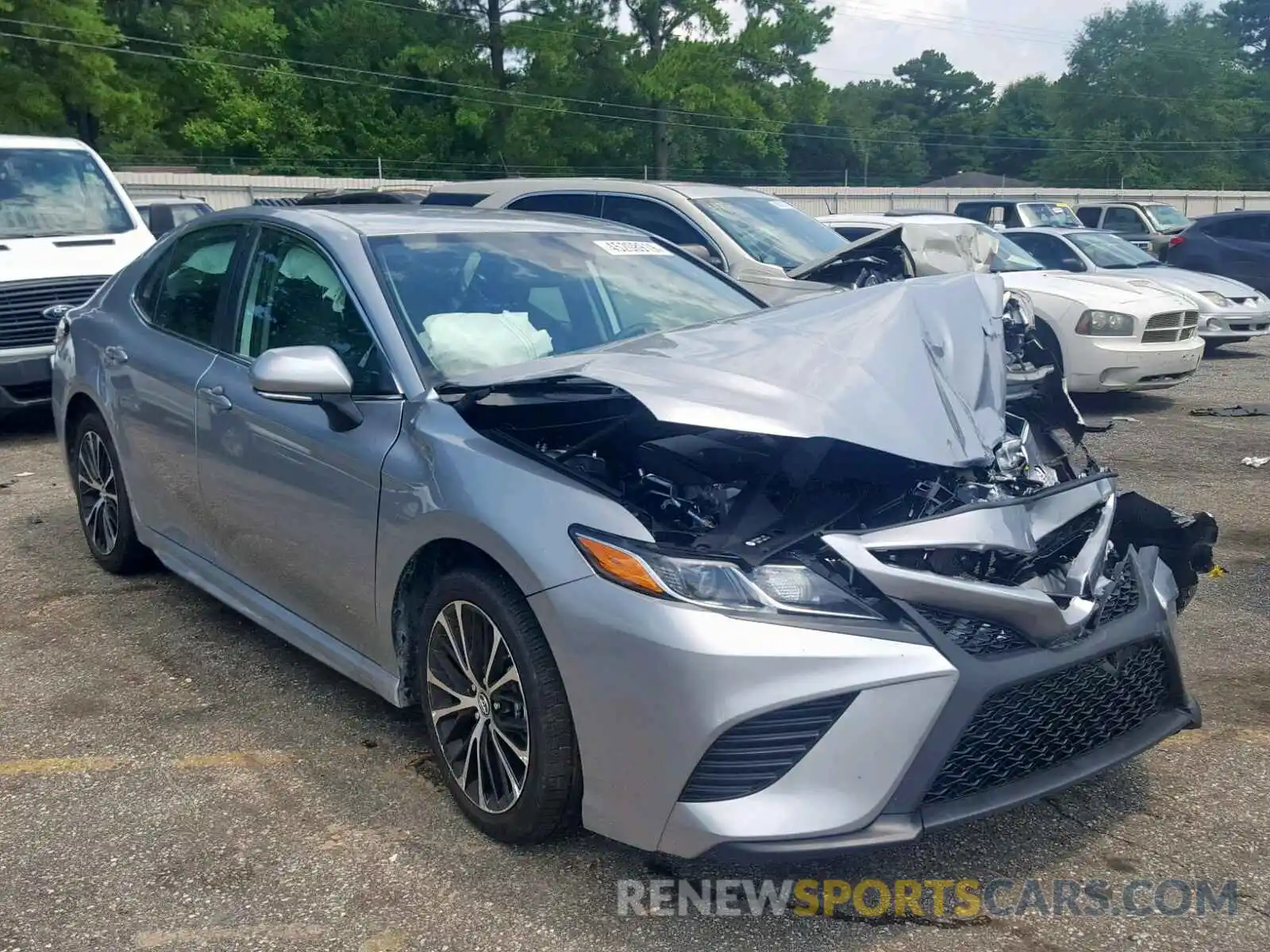 1 Photograph of a damaged car 4T1B11HK9KU798913 TOYOTA CAMRY 2019