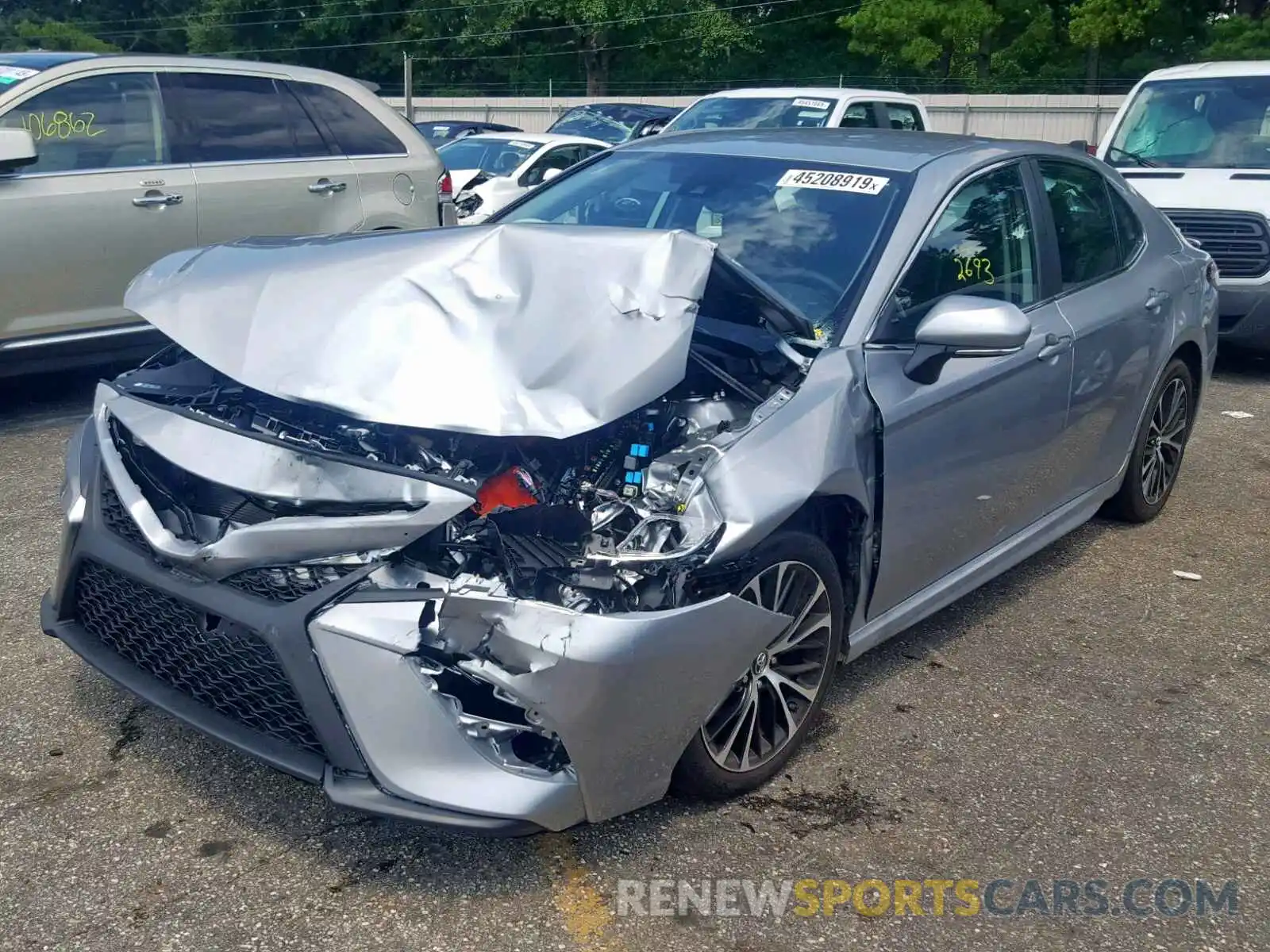 2 Photograph of a damaged car 4T1B11HK9KU798913 TOYOTA CAMRY 2019