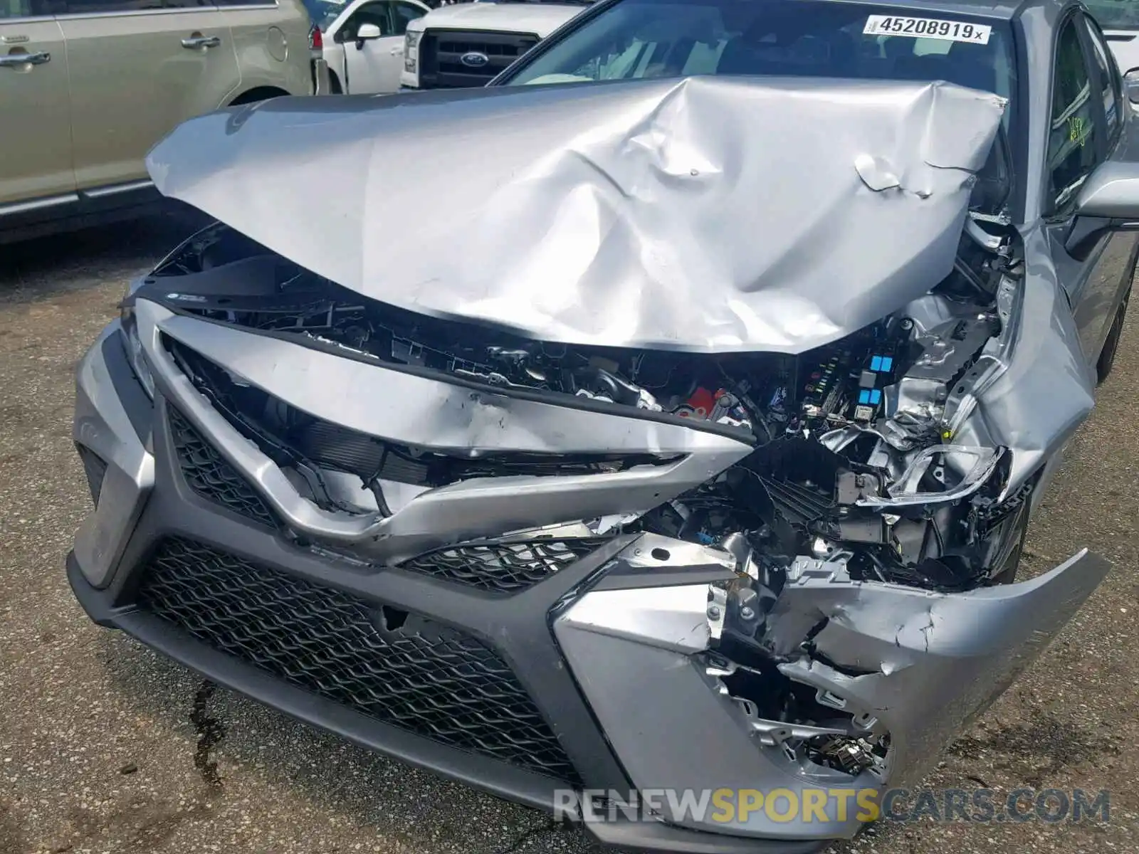 9 Photograph of a damaged car 4T1B11HK9KU798913 TOYOTA CAMRY 2019