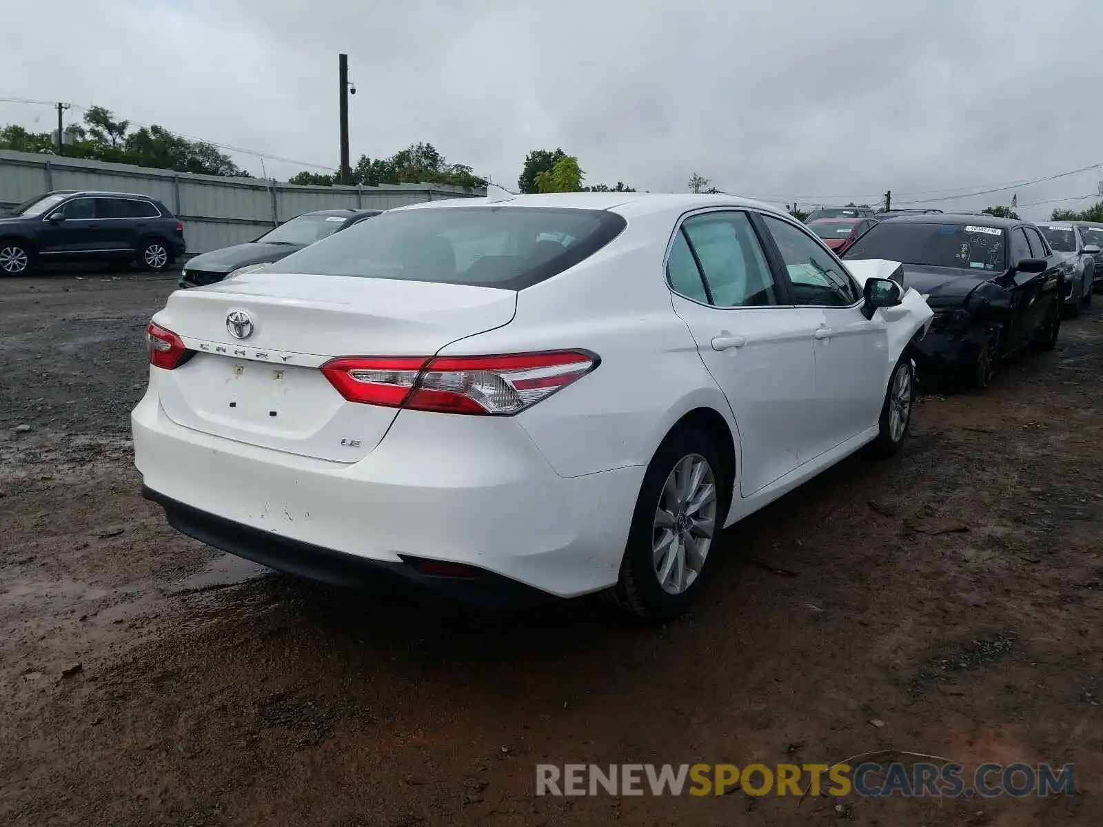 4 Photograph of a damaged car 4T1B11HK9KU800272 TOYOTA CAMRY 2019