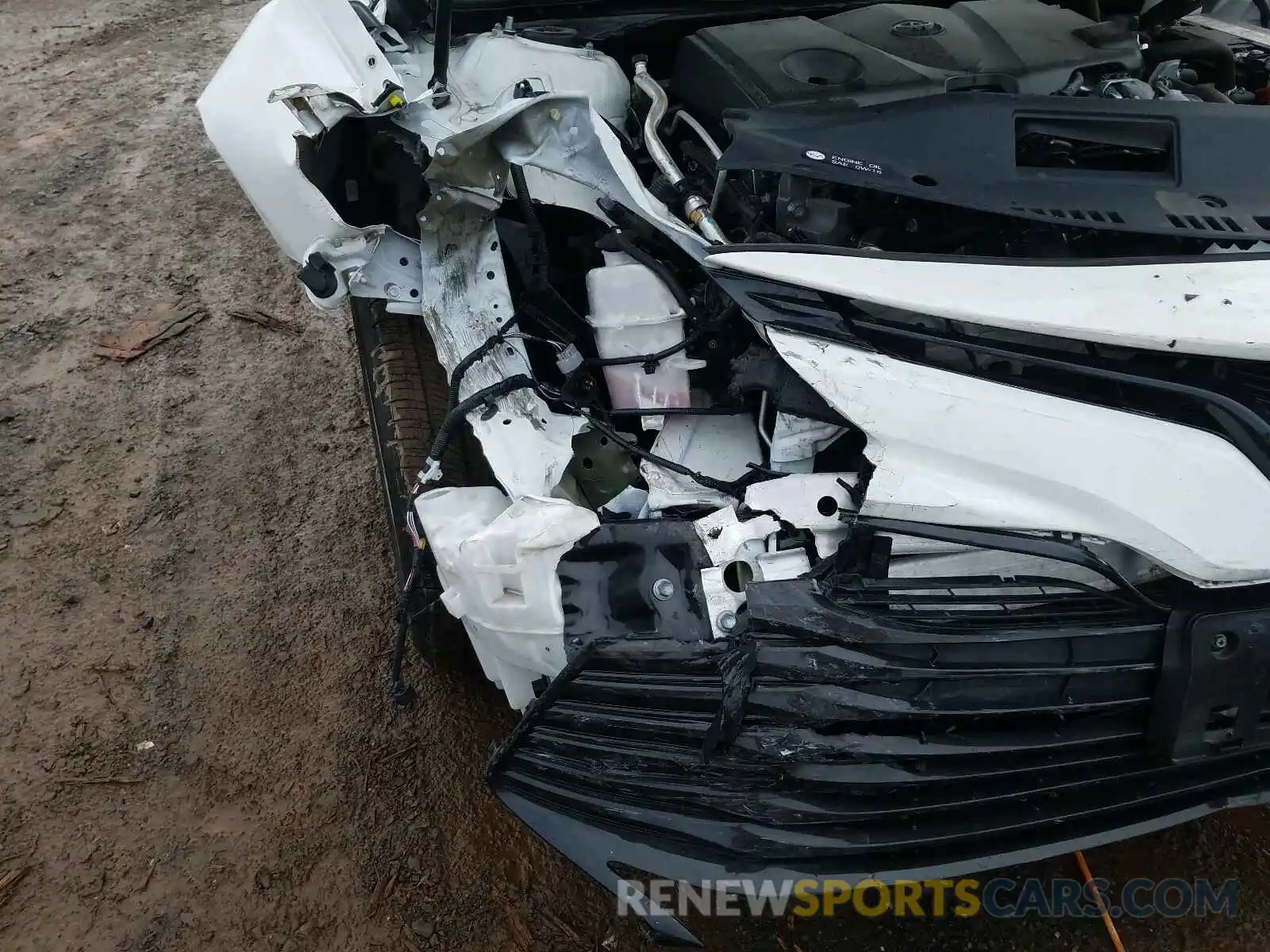 9 Photograph of a damaged car 4T1B11HK9KU800272 TOYOTA CAMRY 2019