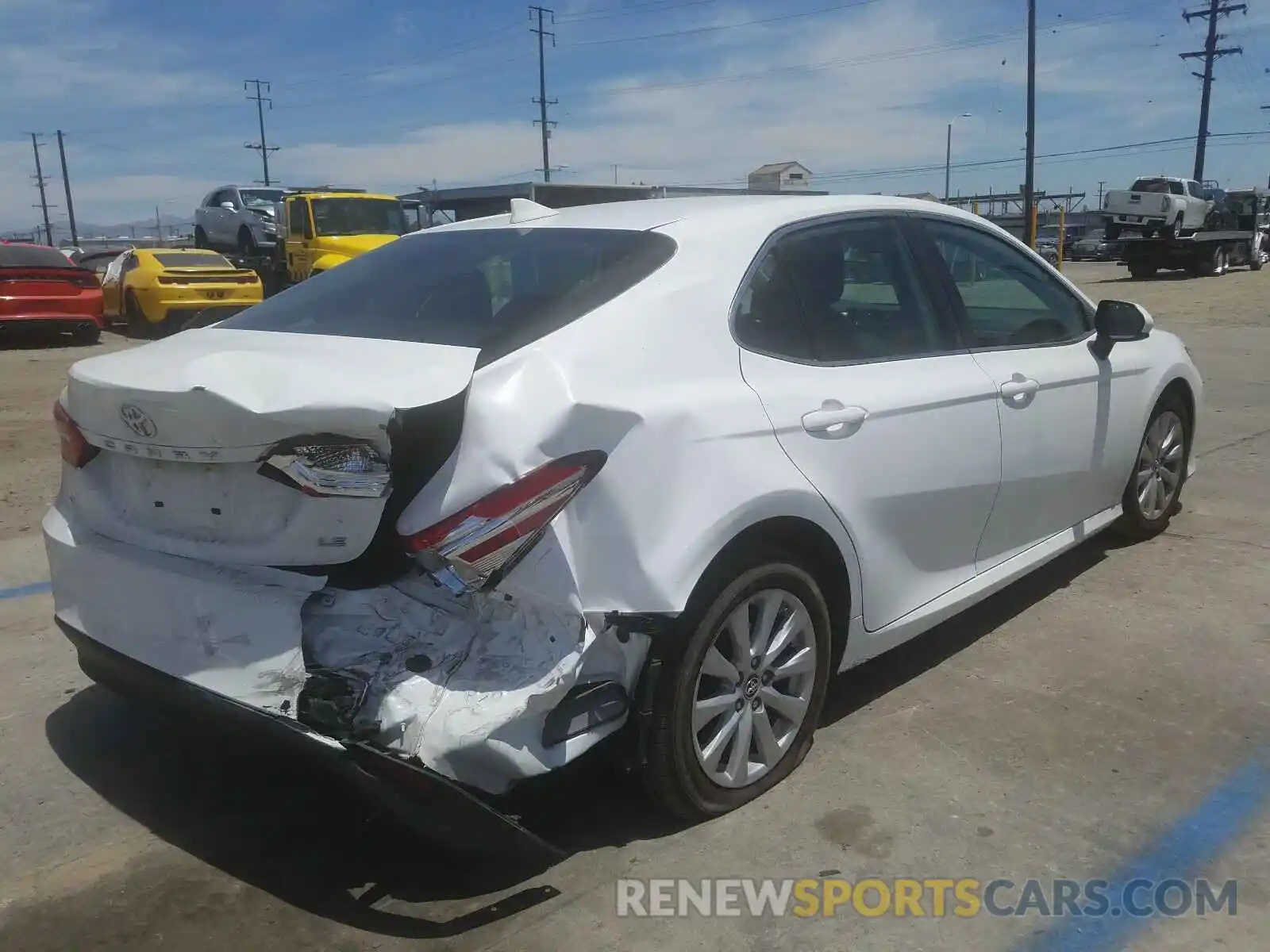 4 Photograph of a damaged car 4T1B11HK9KU801048 TOYOTA CAMRY 2019