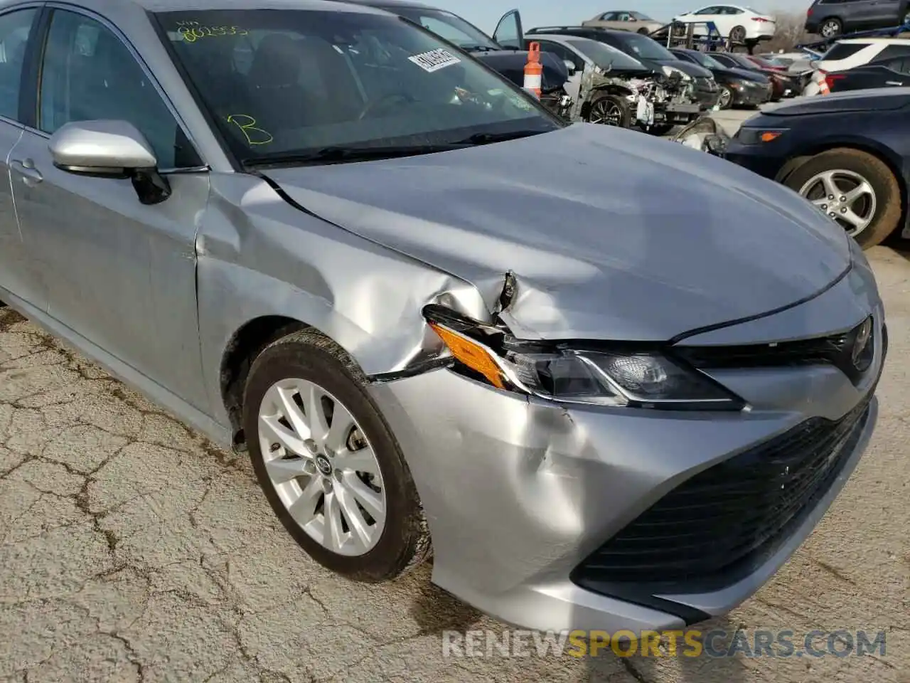 9 Photograph of a damaged car 4T1B11HK9KU802555 TOYOTA CAMRY 2019