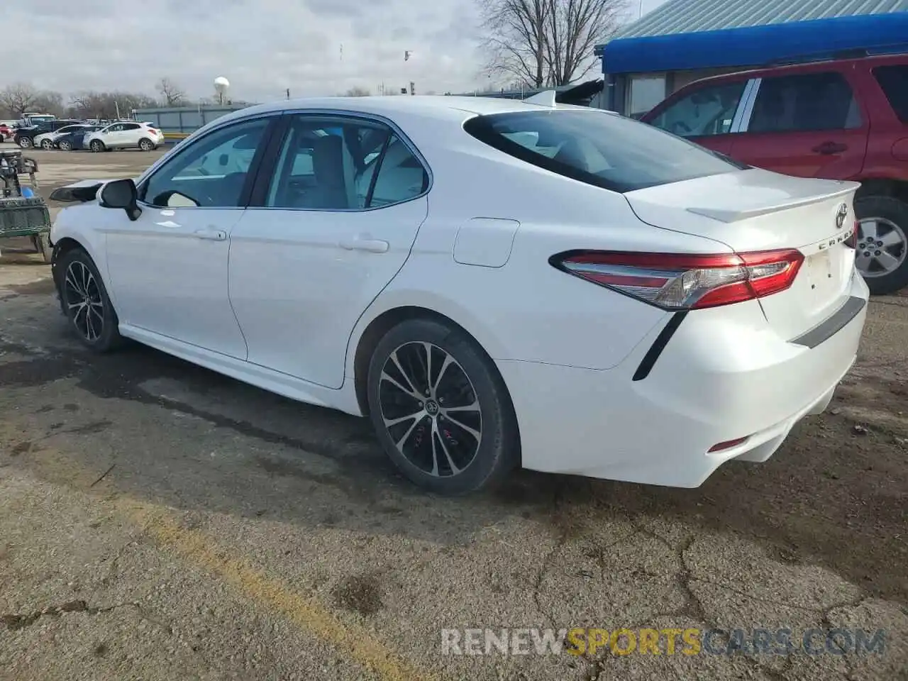 2 Photograph of a damaged car 4T1B11HK9KU804144 TOYOTA CAMRY 2019