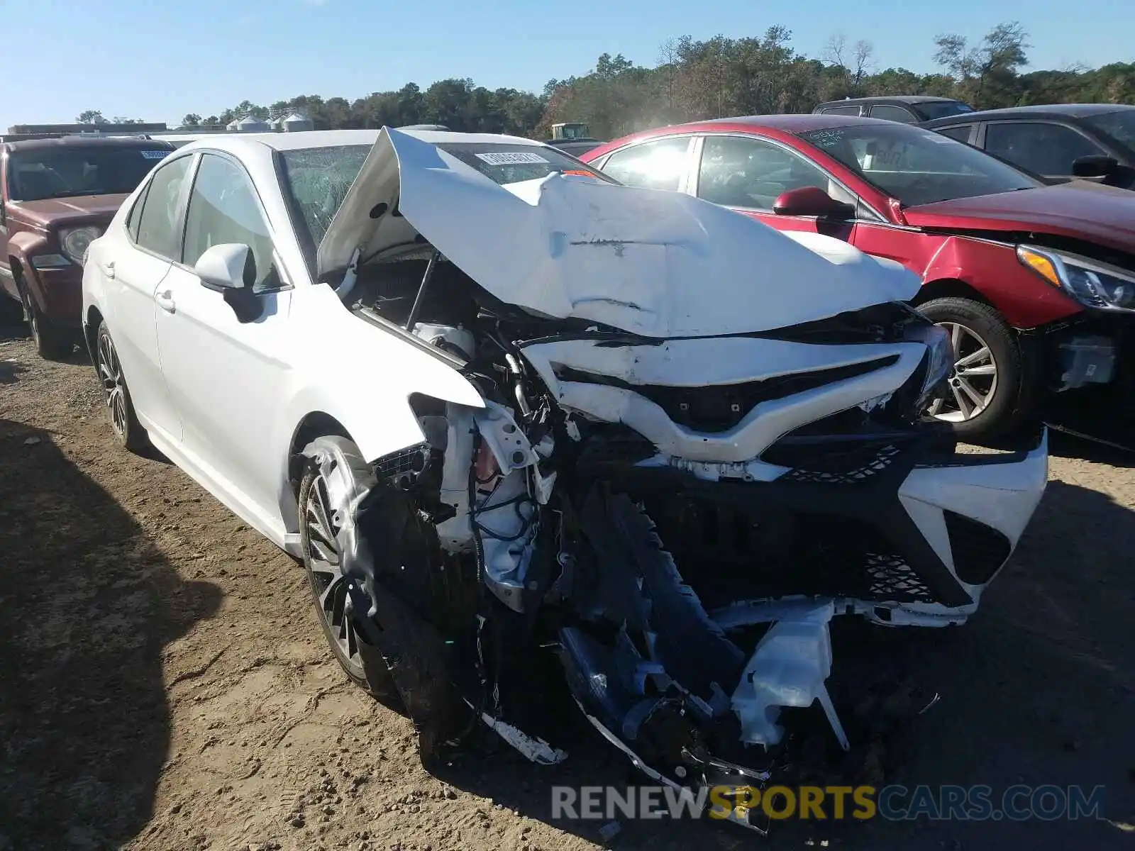 1 Photograph of a damaged car 4T1B11HK9KU804497 TOYOTA CAMRY 2019