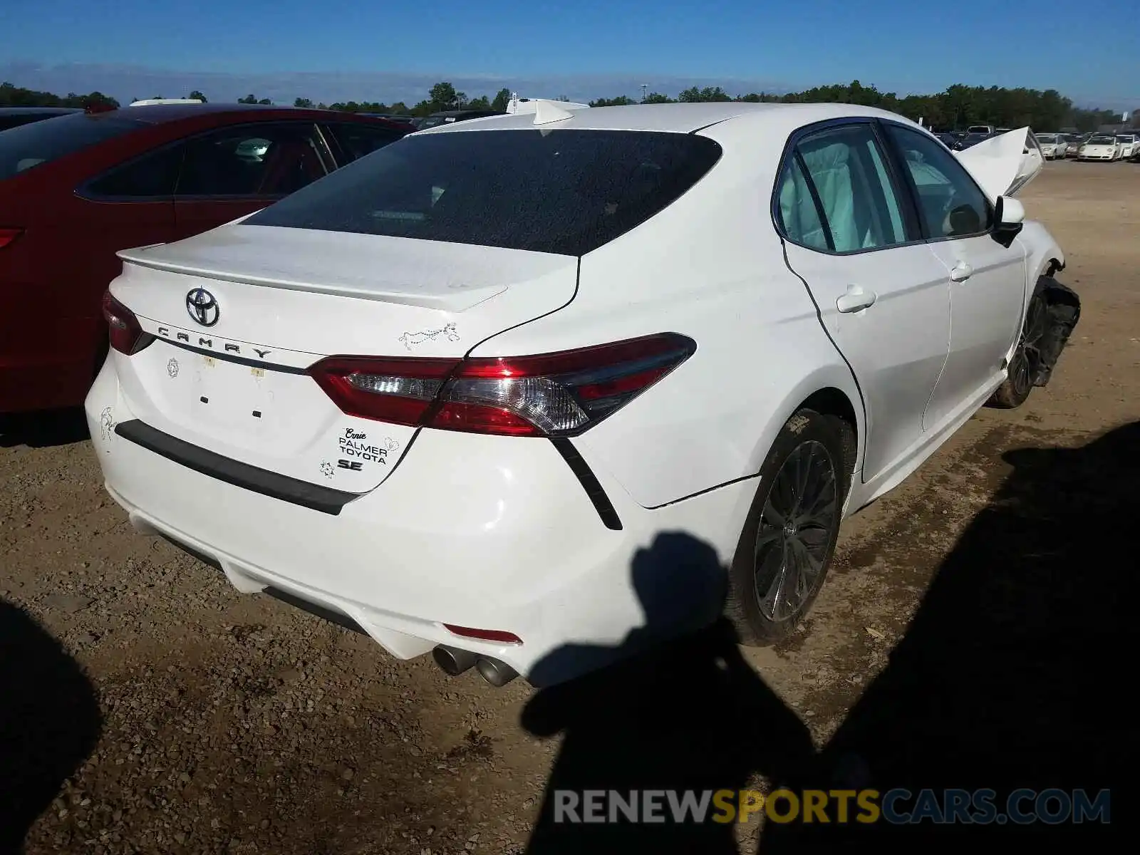 4 Photograph of a damaged car 4T1B11HK9KU804497 TOYOTA CAMRY 2019