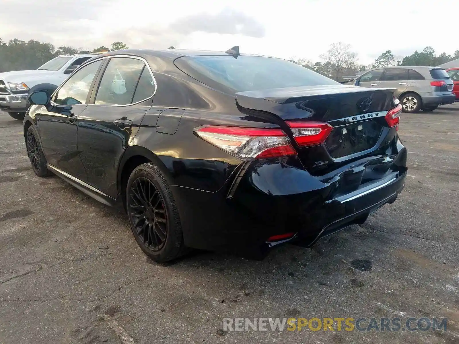 3 Photograph of a damaged car 4T1B11HK9KU805116 TOYOTA CAMRY 2019