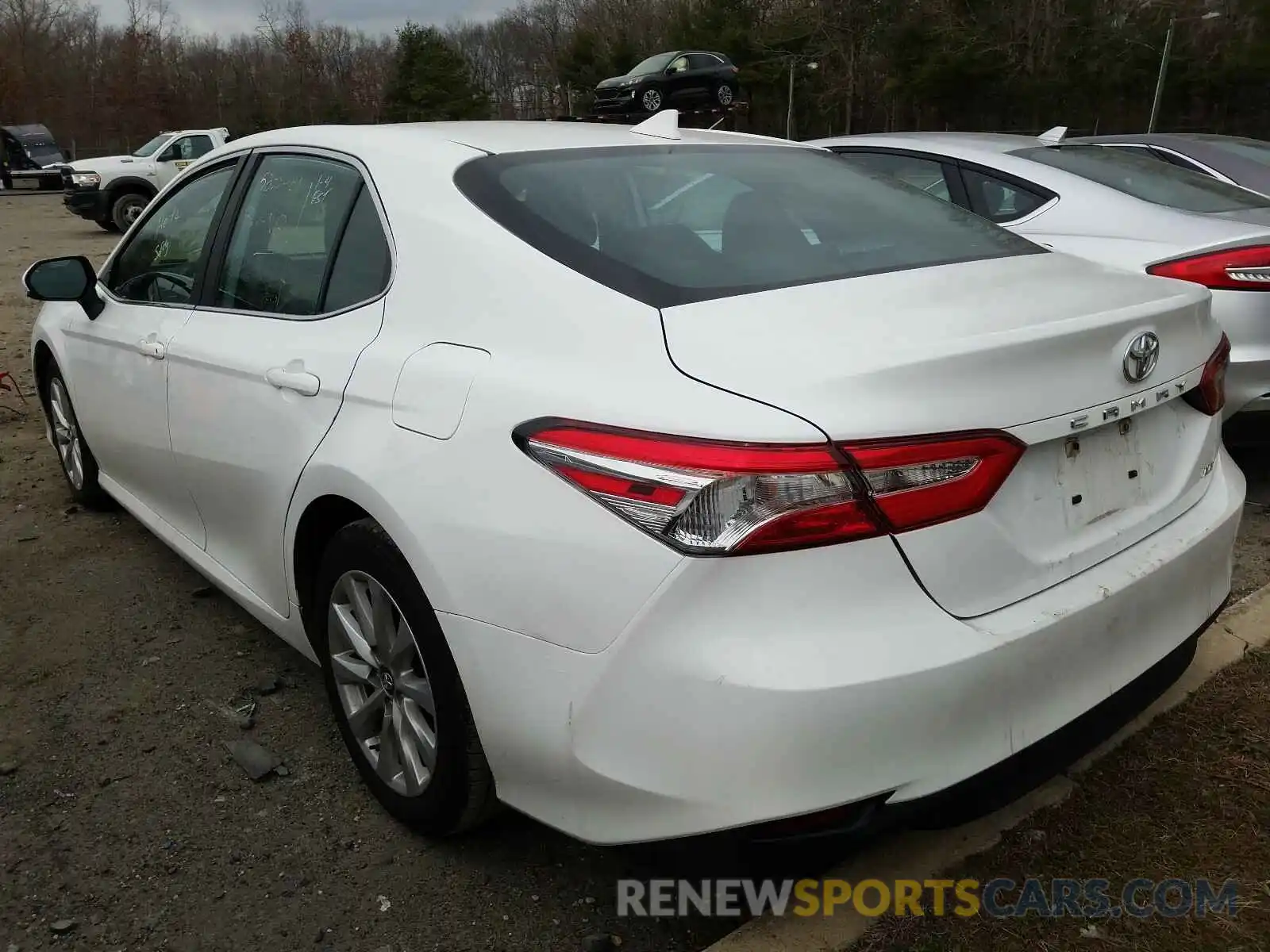 3 Photograph of a damaged car 4T1B11HK9KU805990 TOYOTA CAMRY 2019