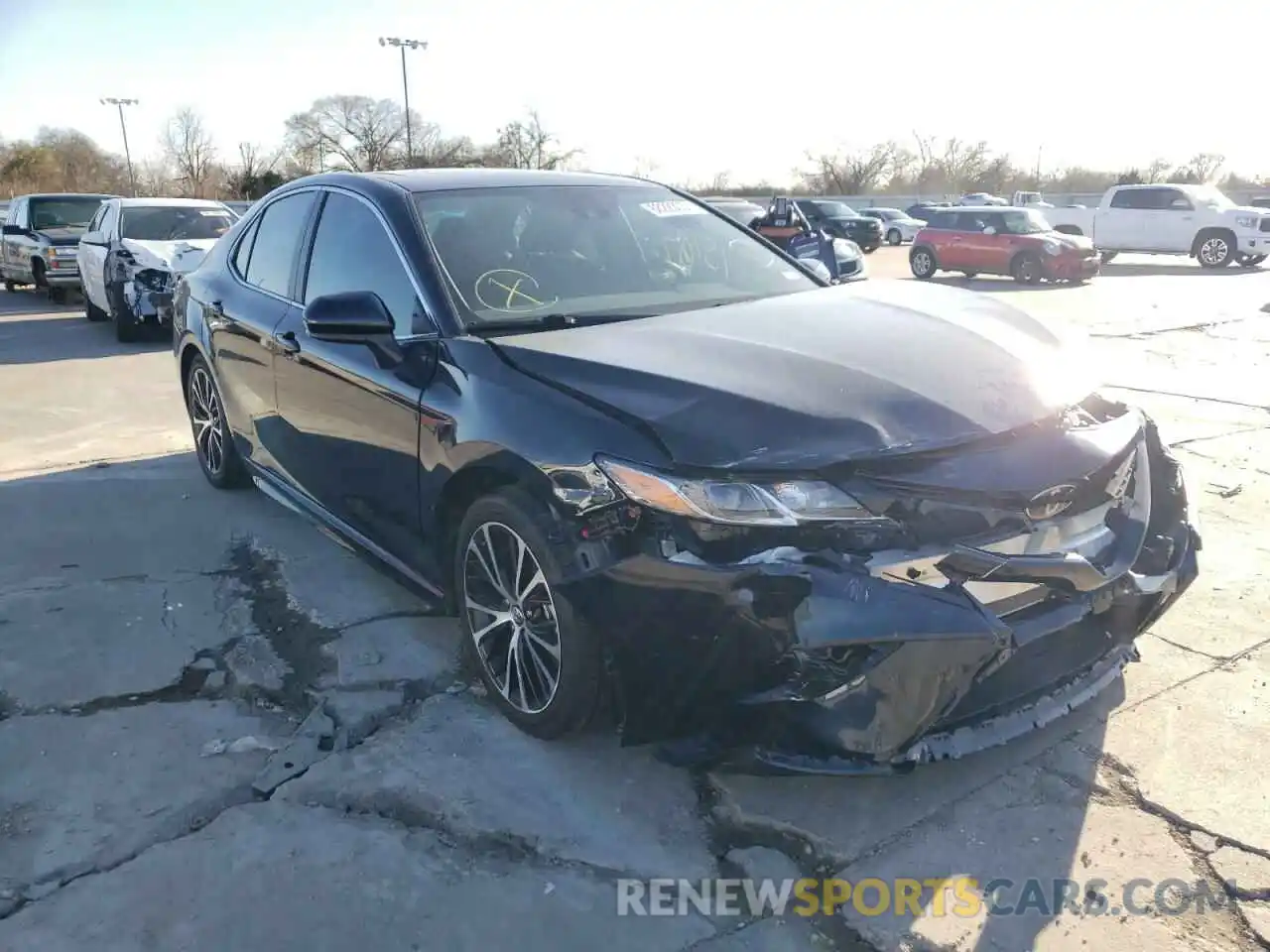 1 Photograph of a damaged car 4T1B11HK9KU806153 TOYOTA CAMRY 2019