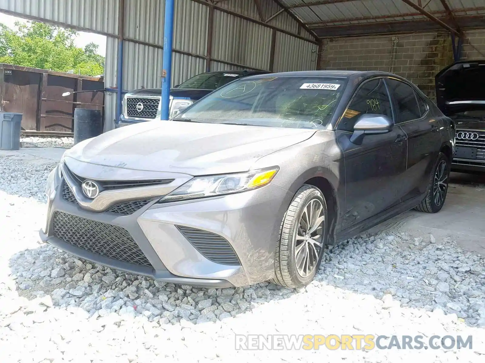 2 Photograph of a damaged car 4T1B11HK9KU811286 TOYOTA CAMRY 2019