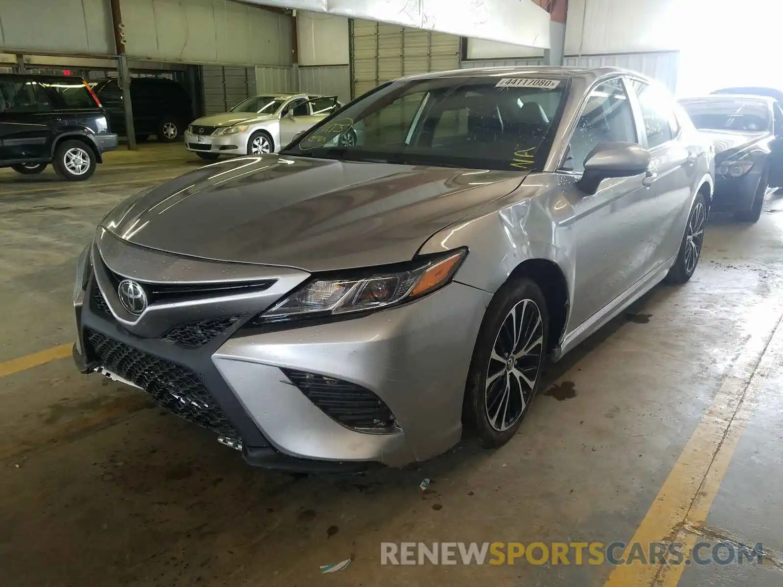 2 Photograph of a damaged car 4T1B11HK9KU811594 TOYOTA CAMRY 2019