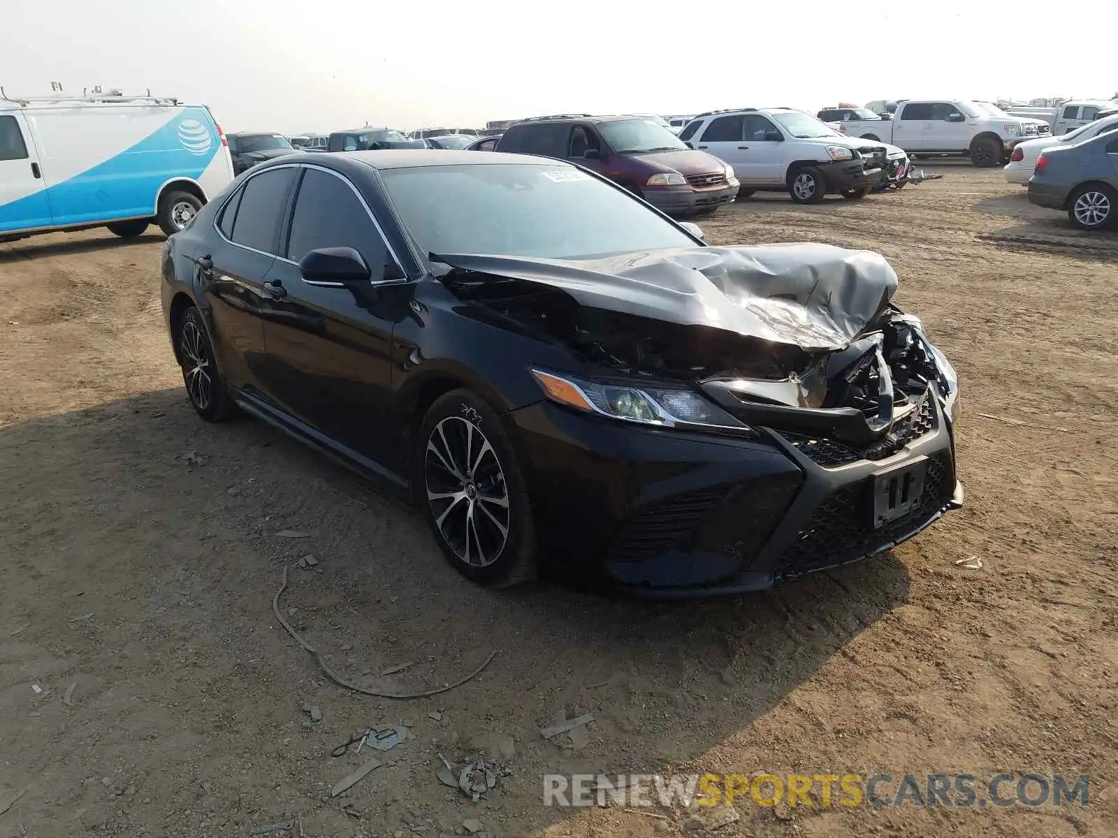 1 Photograph of a damaged car 4T1B11HK9KU812325 TOYOTA CAMRY 2019