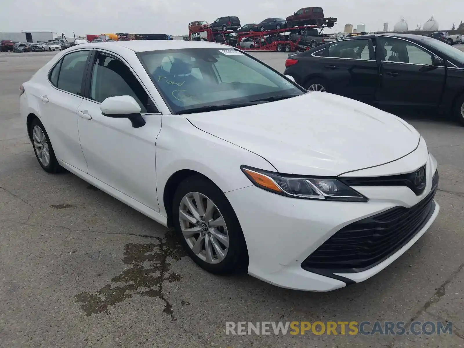 1 Photograph of a damaged car 4T1B11HK9KU812437 TOYOTA CAMRY 2019