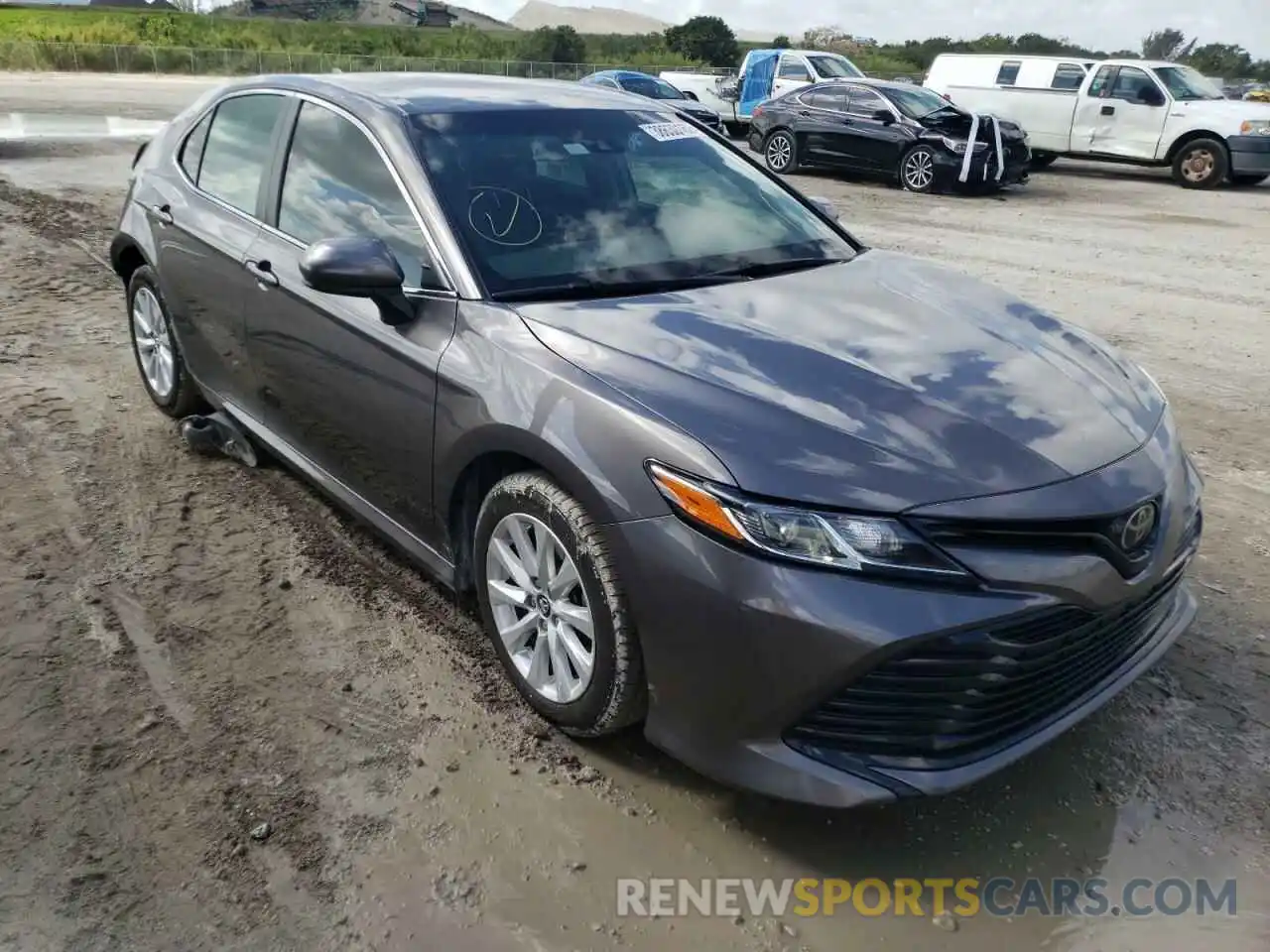 1 Photograph of a damaged car 4T1B11HK9KU812986 TOYOTA CAMRY 2019