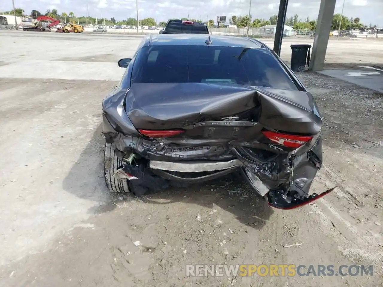 9 Photograph of a damaged car 4T1B11HK9KU812986 TOYOTA CAMRY 2019