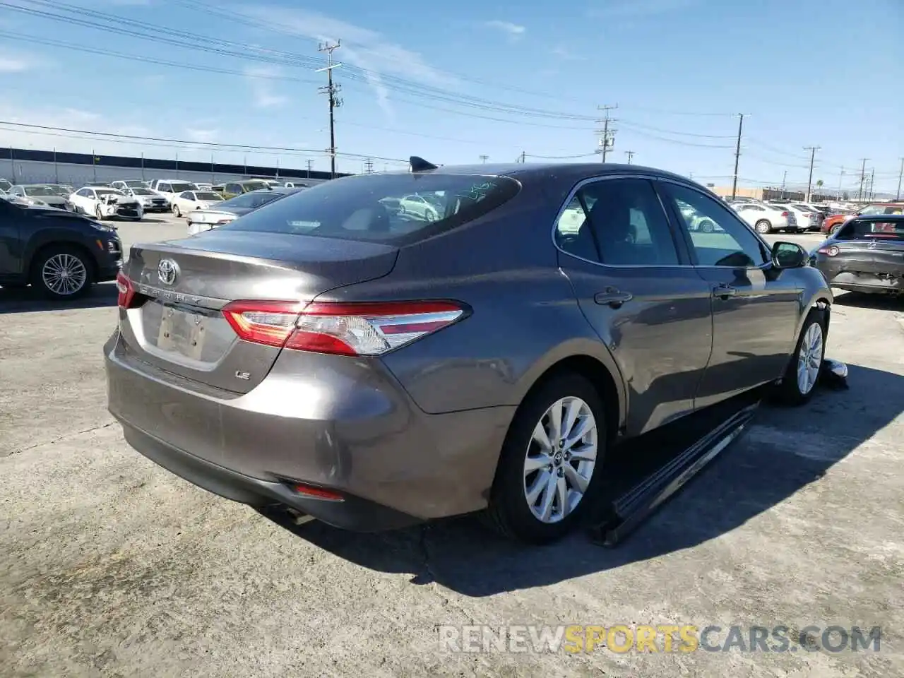 4 Photograph of a damaged car 4T1B11HK9KU813278 TOYOTA CAMRY 2019