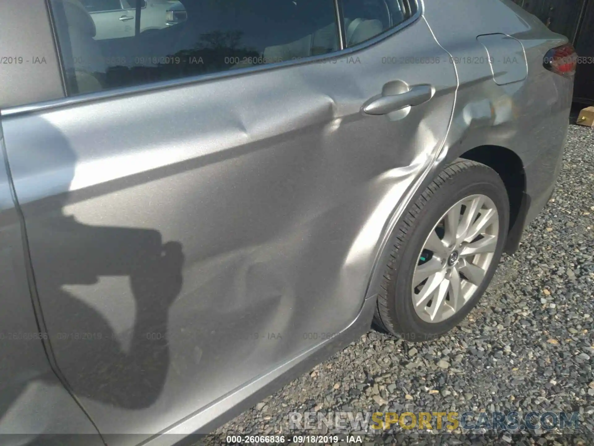 6 Photograph of a damaged car 4T1B11HK9KU813653 TOYOTA CAMRY 2019