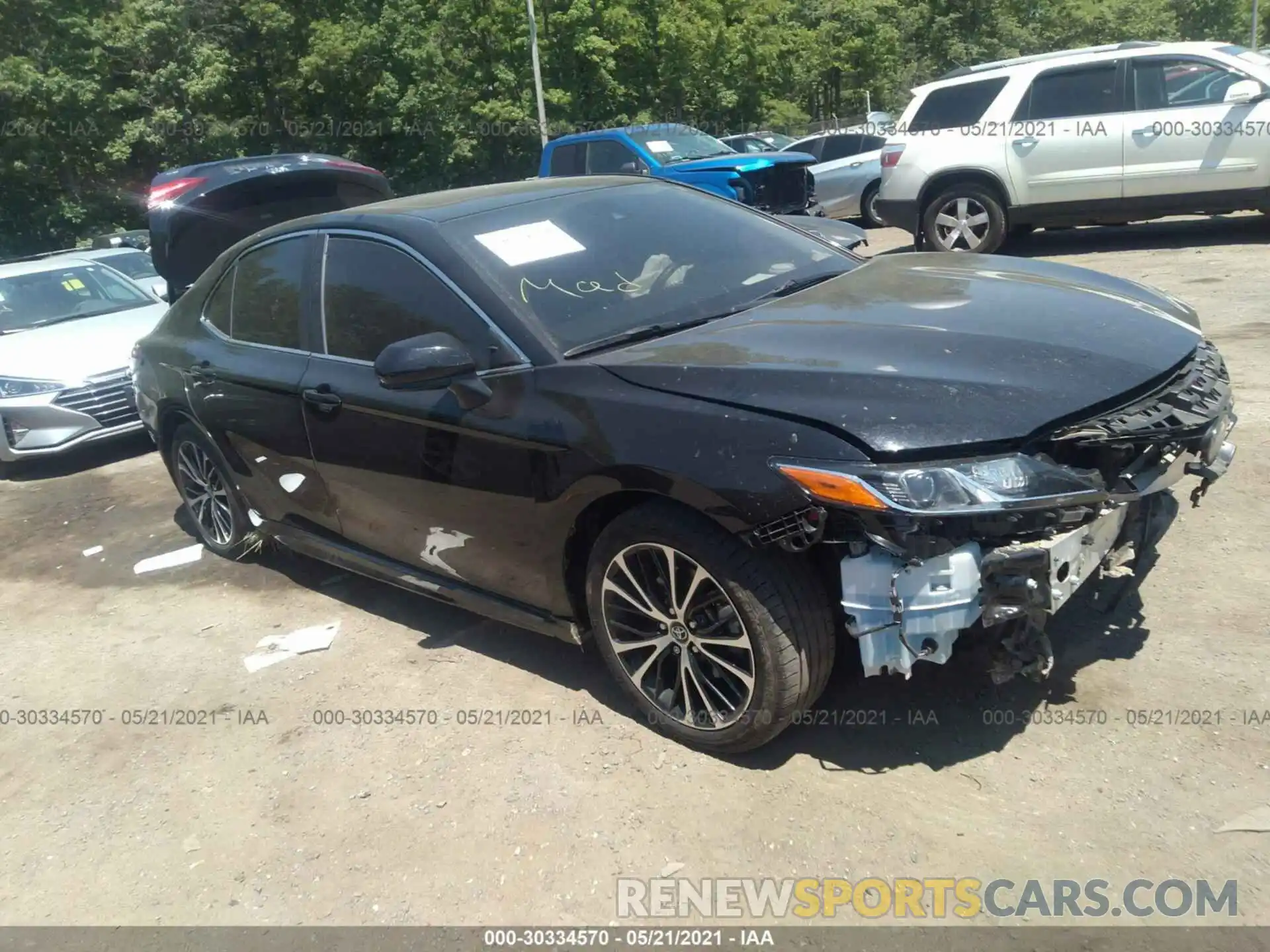 1 Photograph of a damaged car 4T1B11HK9KU813944 TOYOTA CAMRY 2019