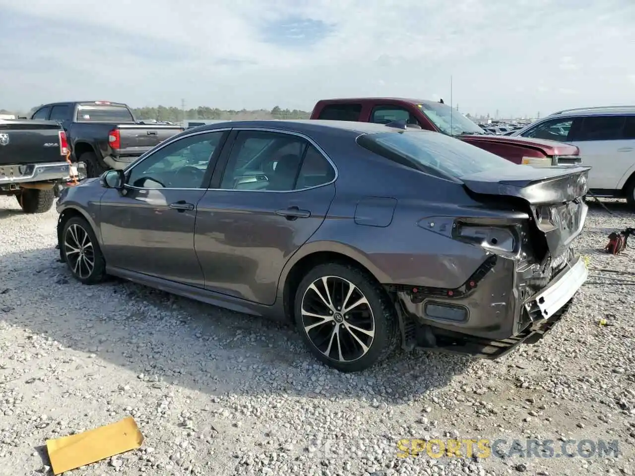 2 Photograph of a damaged car 4T1B11HK9KU816598 TOYOTA CAMRY 2019