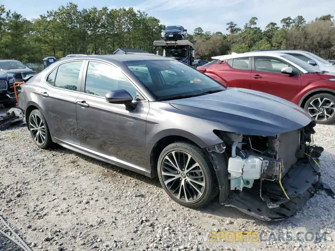 4 Photograph of a damaged car 4T1B11HK9KU816598 TOYOTA CAMRY 2019