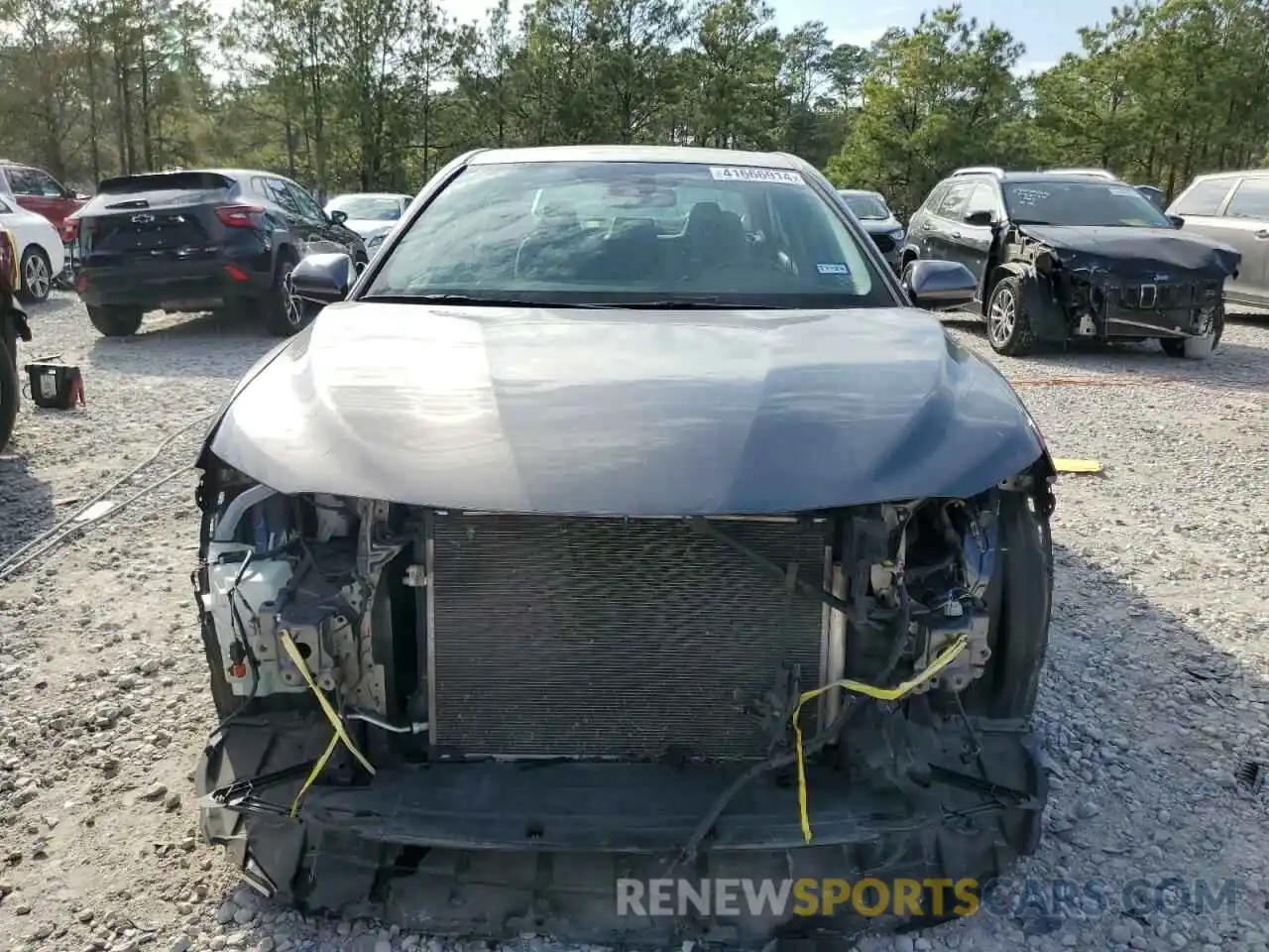 5 Photograph of a damaged car 4T1B11HK9KU816598 TOYOTA CAMRY 2019