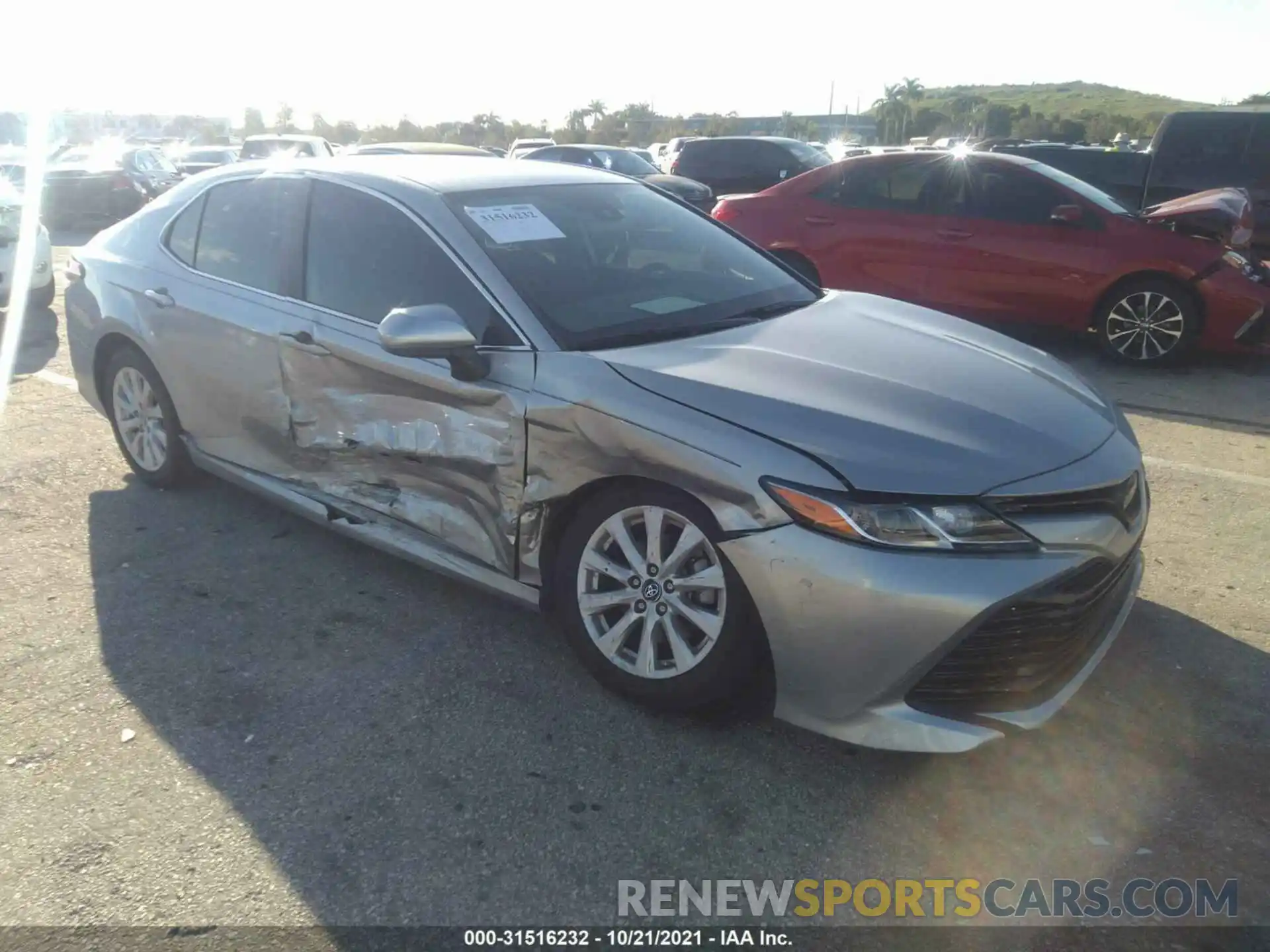 1 Photograph of a damaged car 4T1B11HK9KU816794 TOYOTA CAMRY 2019