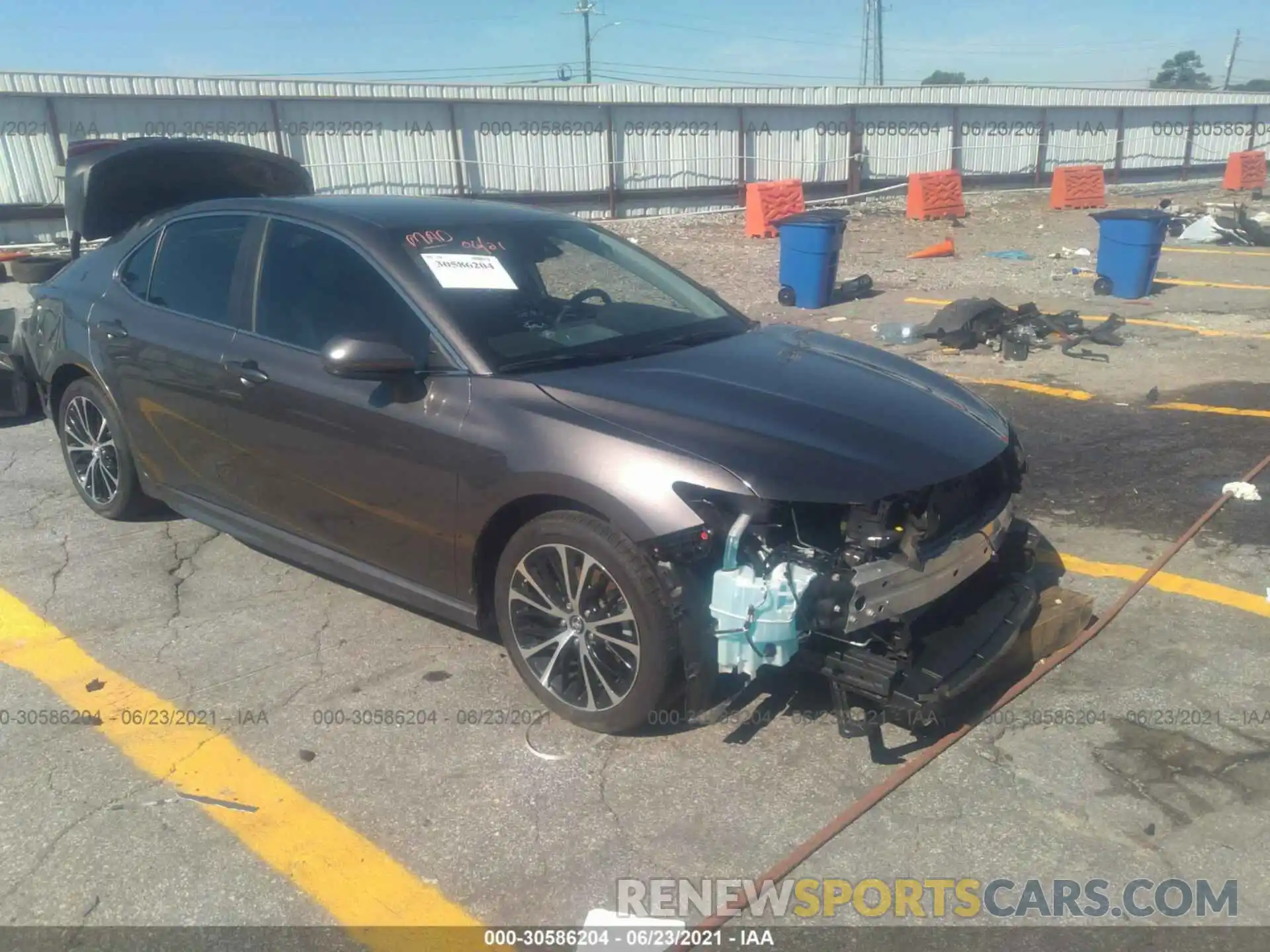 1 Photograph of a damaged car 4T1B11HK9KU817220 TOYOTA CAMRY 2019