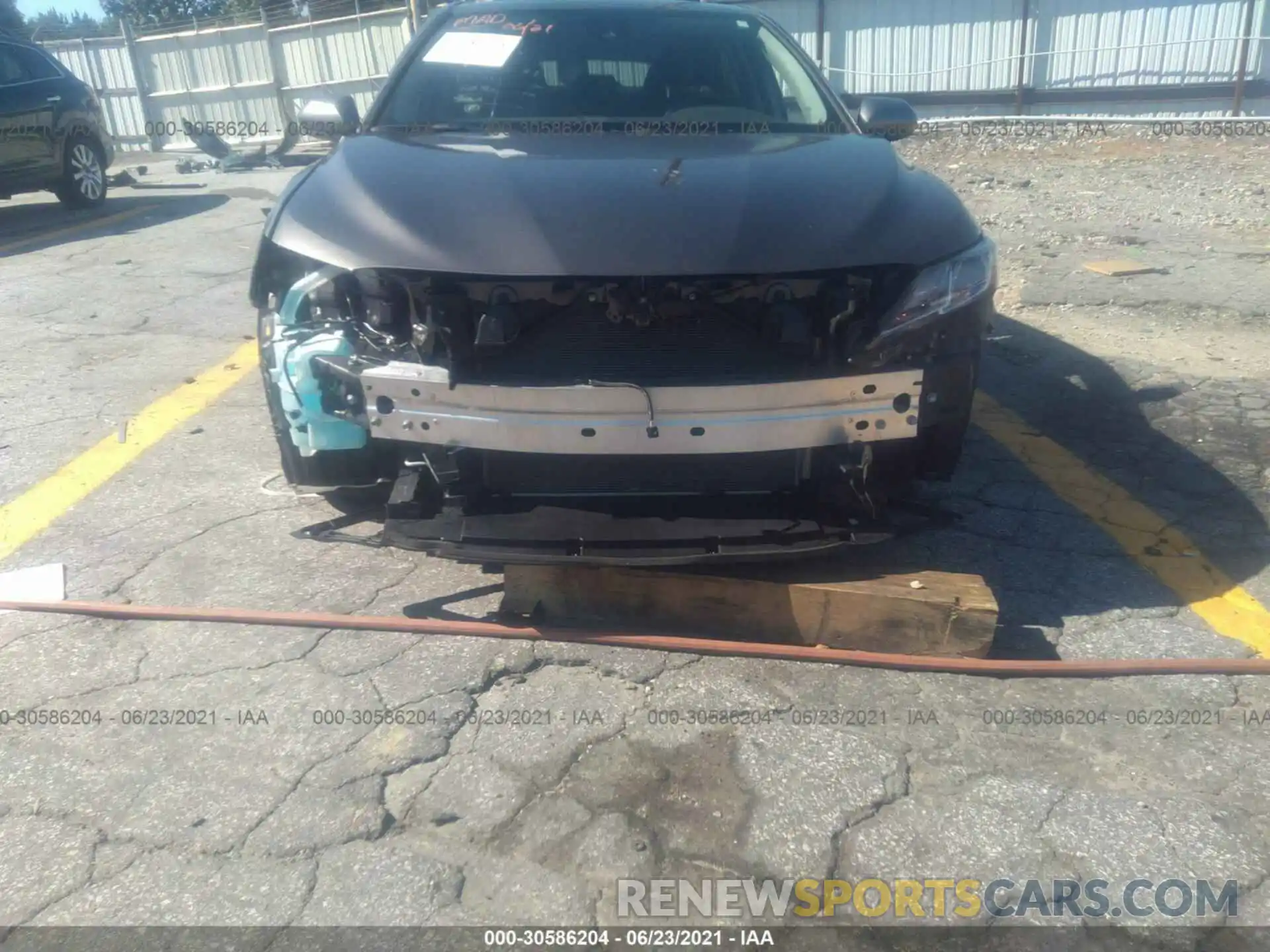 6 Photograph of a damaged car 4T1B11HK9KU817220 TOYOTA CAMRY 2019