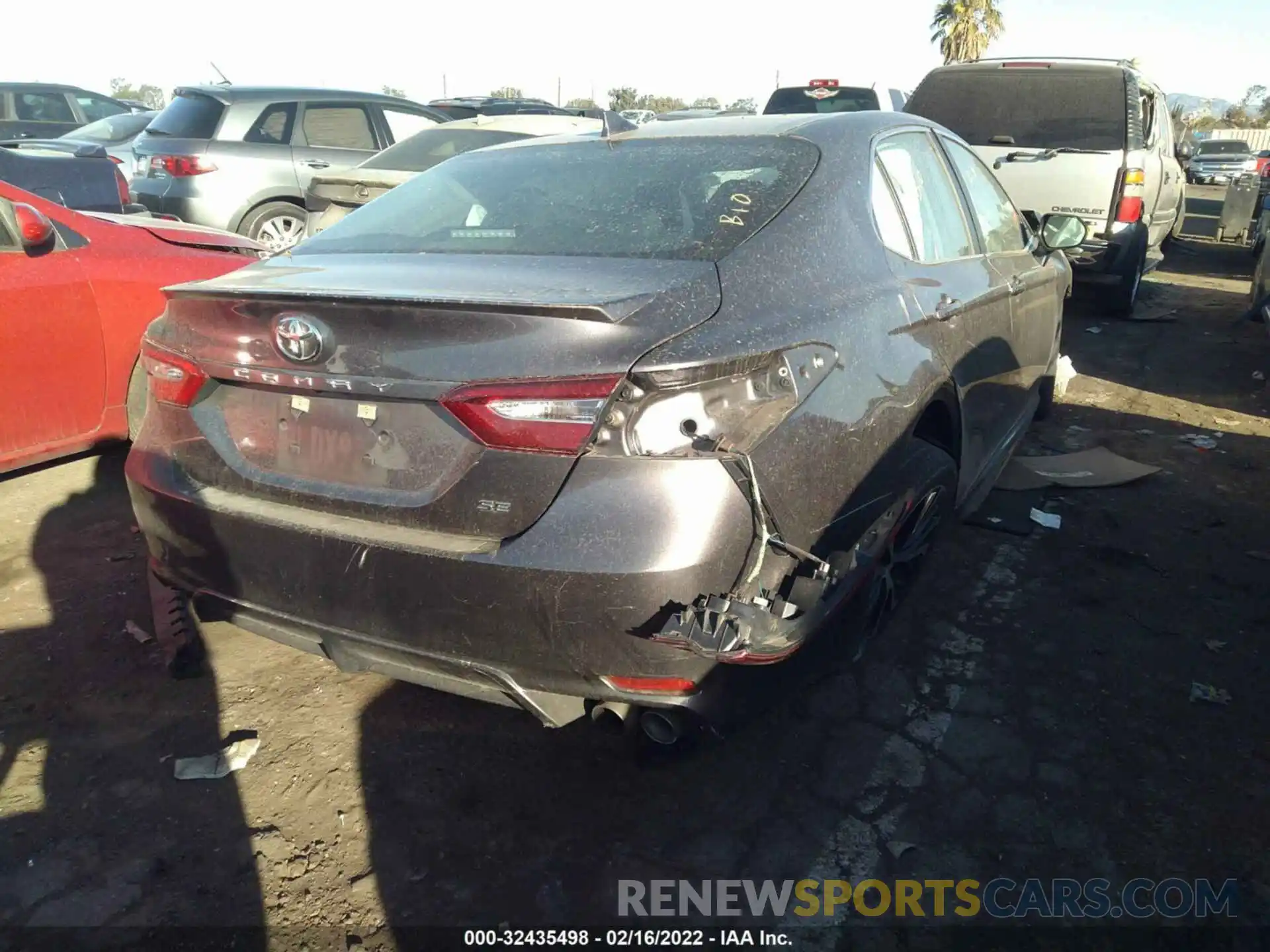 4 Photograph of a damaged car 4T1B11HK9KU817542 TOYOTA CAMRY 2019