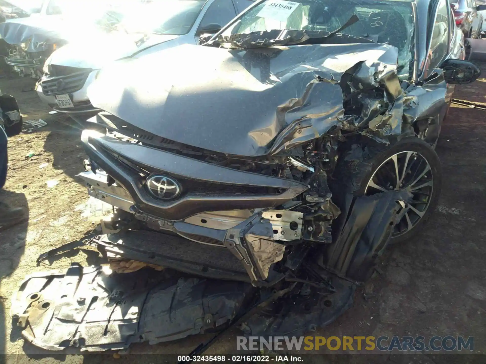 6 Photograph of a damaged car 4T1B11HK9KU817542 TOYOTA CAMRY 2019