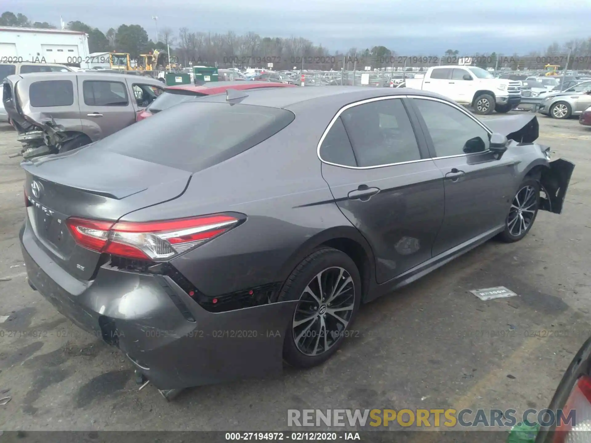 4 Photograph of a damaged car 4T1B11HK9KU818156 TOYOTA CAMRY 2019