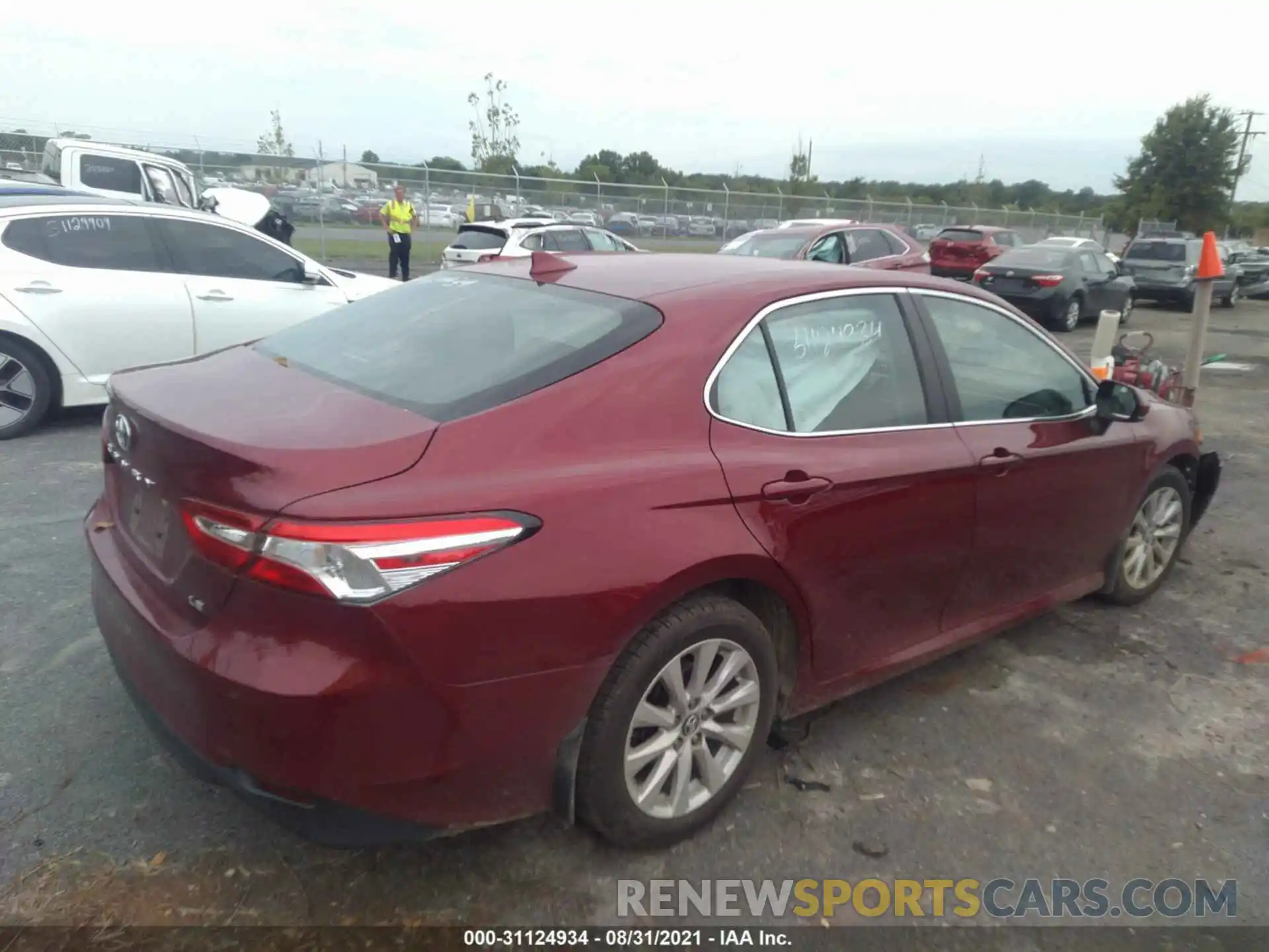 4 Photograph of a damaged car 4T1B11HK9KU818772 TOYOTA CAMRY 2019