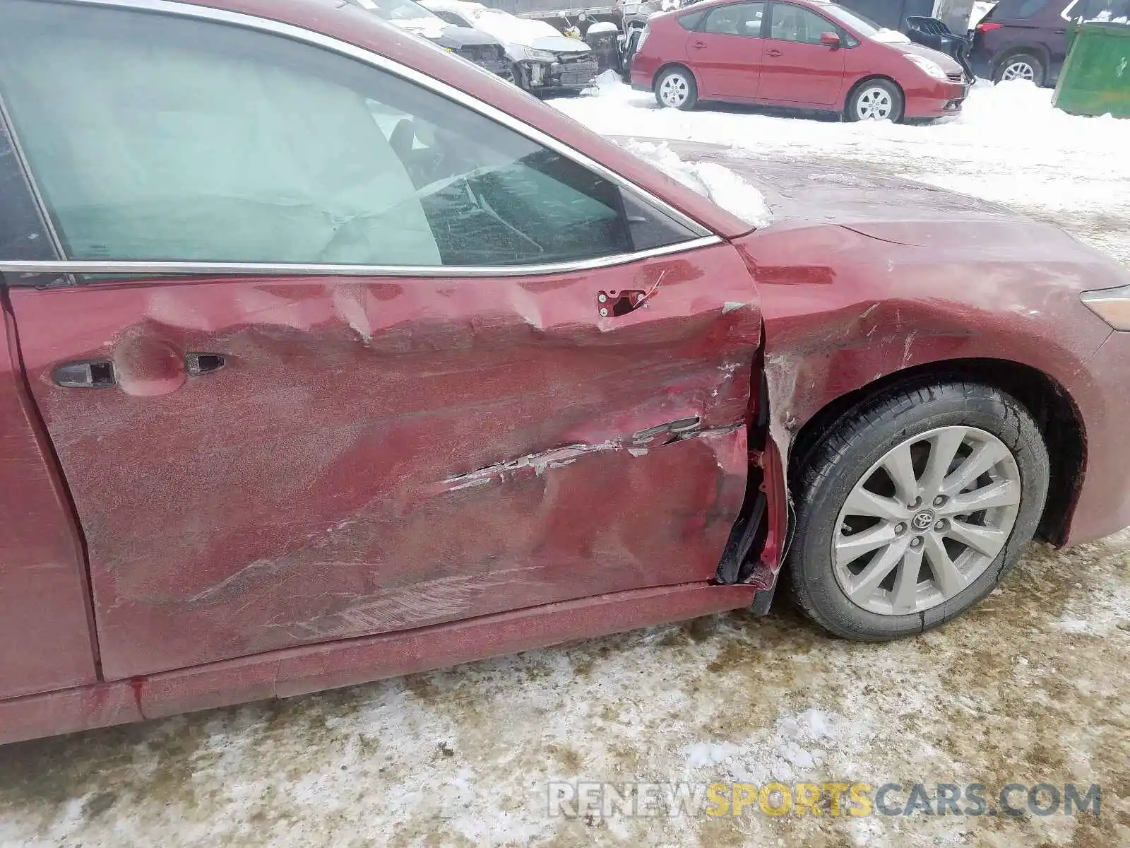 9 Photograph of a damaged car 4T1B11HK9KU819047 TOYOTA CAMRY 2019