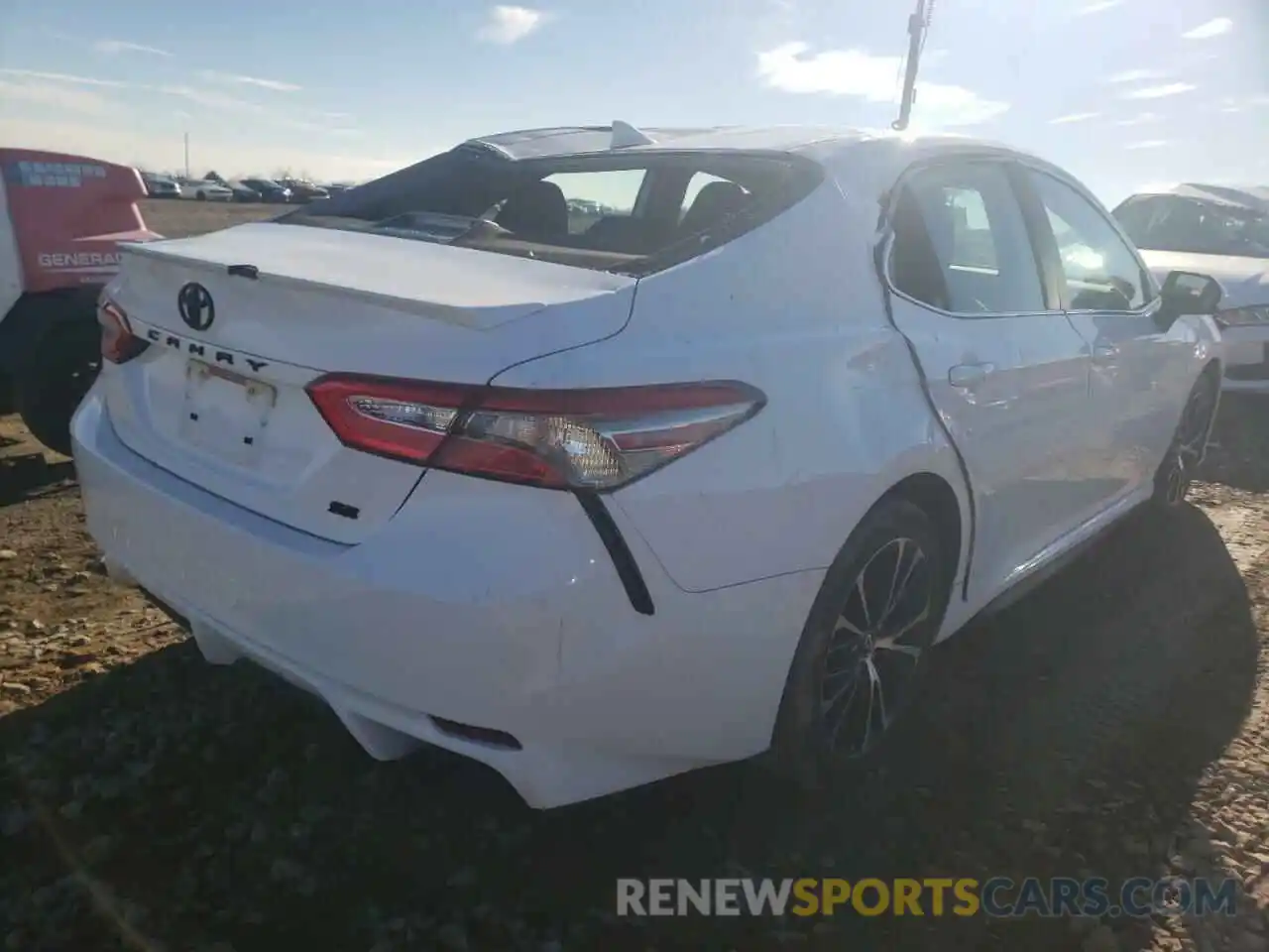 4 Photograph of a damaged car 4T1B11HK9KU819260 TOYOTA CAMRY 2019