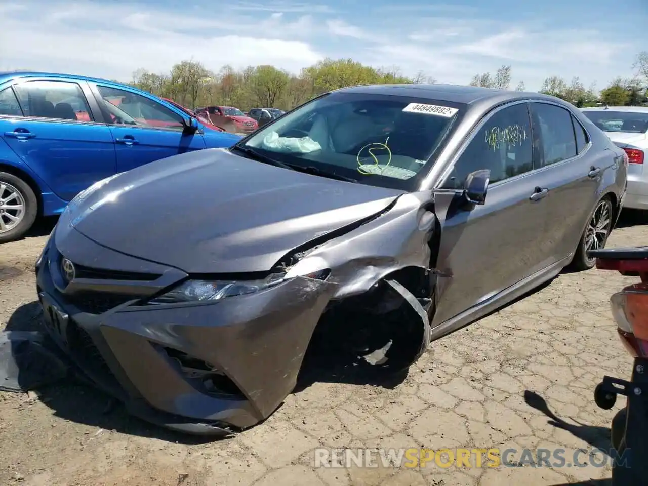 2 Photograph of a damaged car 4T1B11HK9KU820697 TOYOTA CAMRY 2019